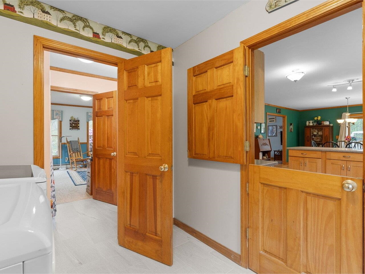 Mudroom off Garage