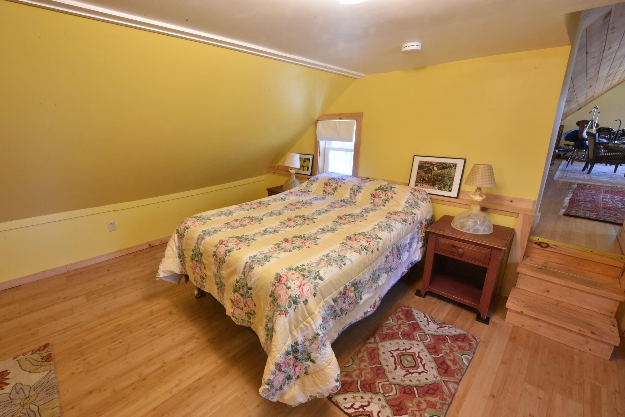Bonus room 23164663
