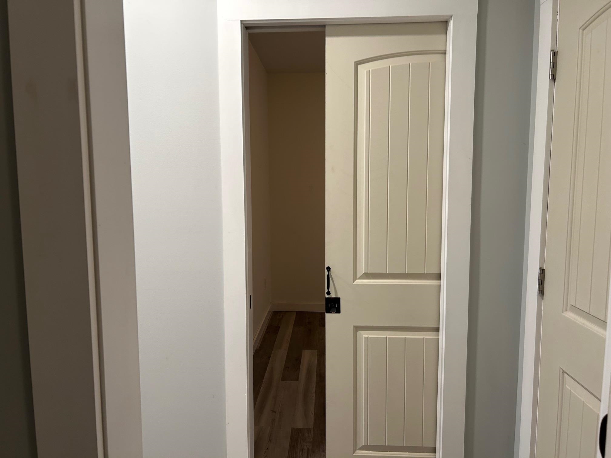 Pocket doors 23155748