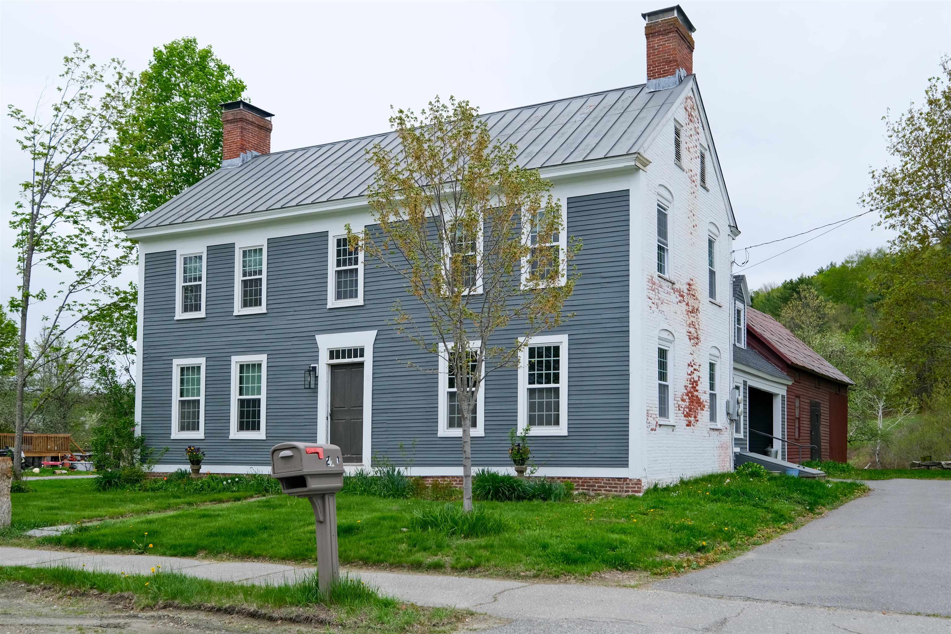 CHESTER VT Home for sale $$400,000 | $137 per sq.ft.