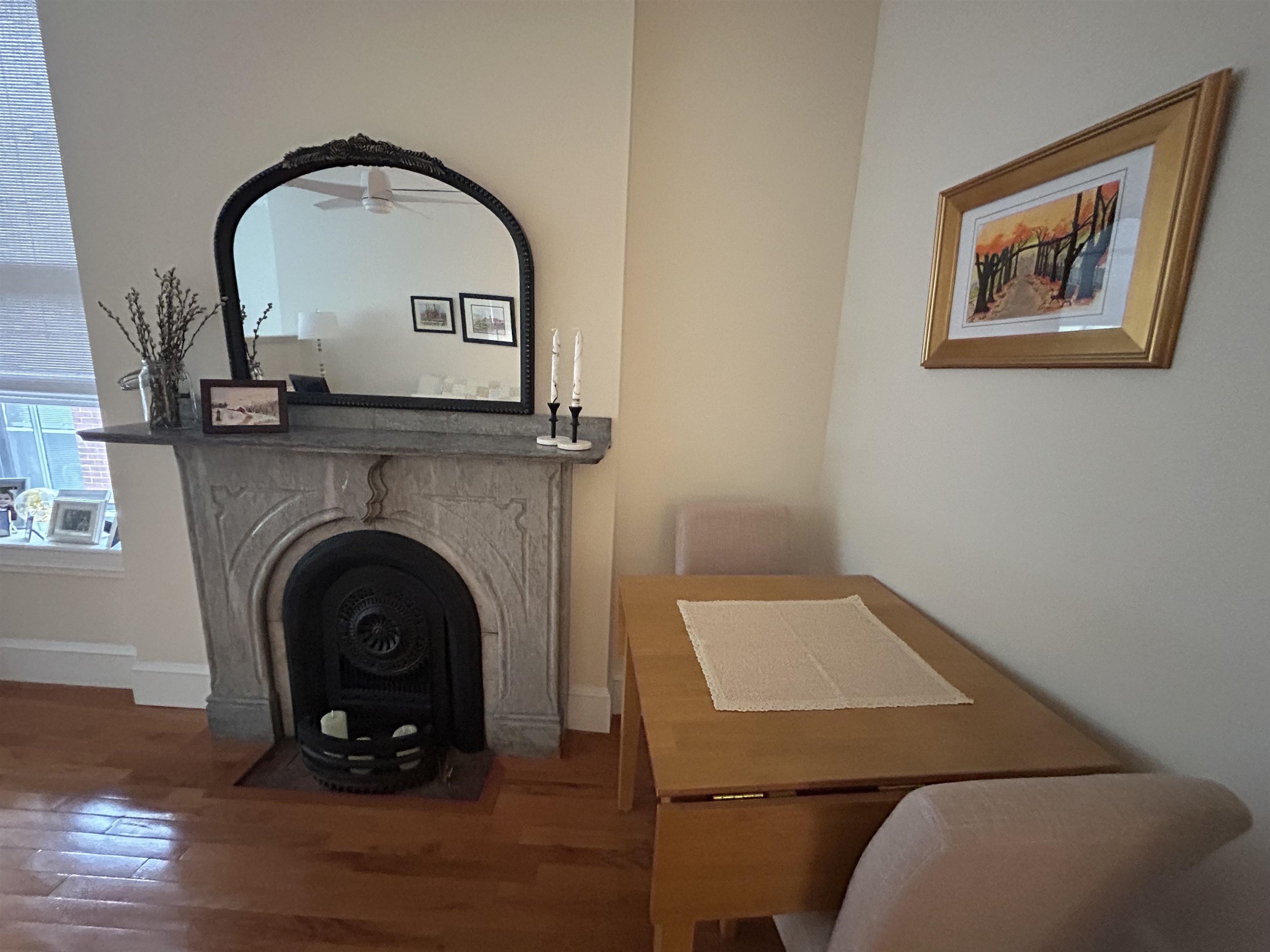 Photo 7 of 22