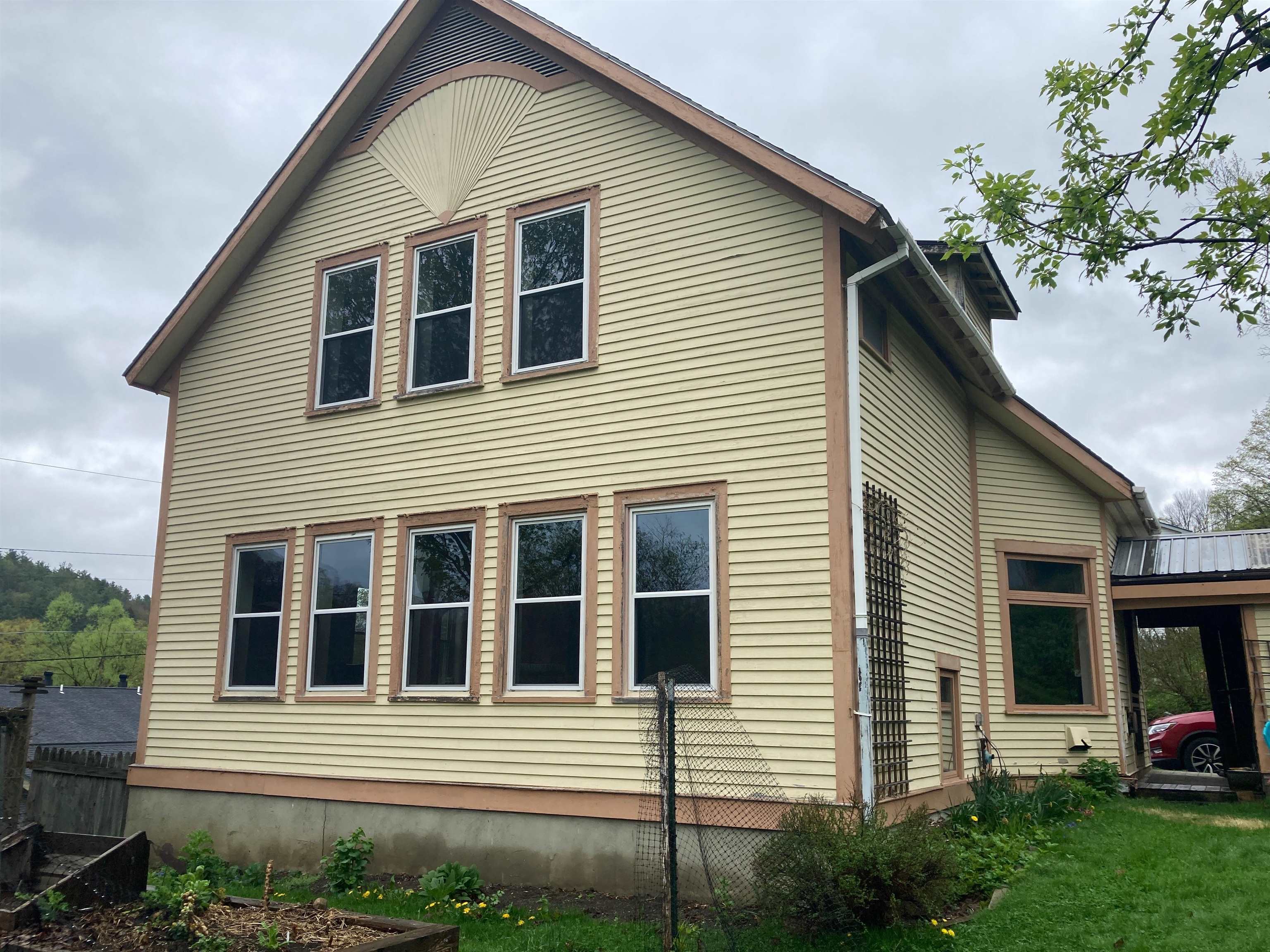 23 N. Franklin Street