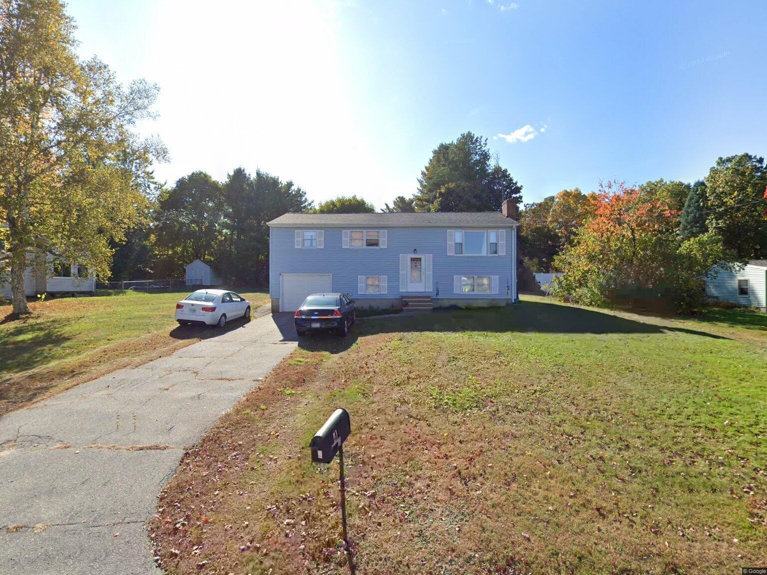 Photo of 4 Birchwood Road Salem NH 03079