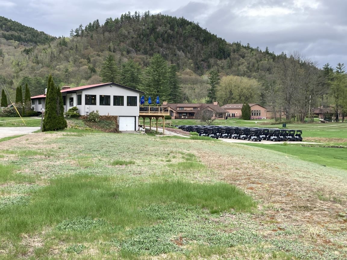 Clubhouse at the Jack