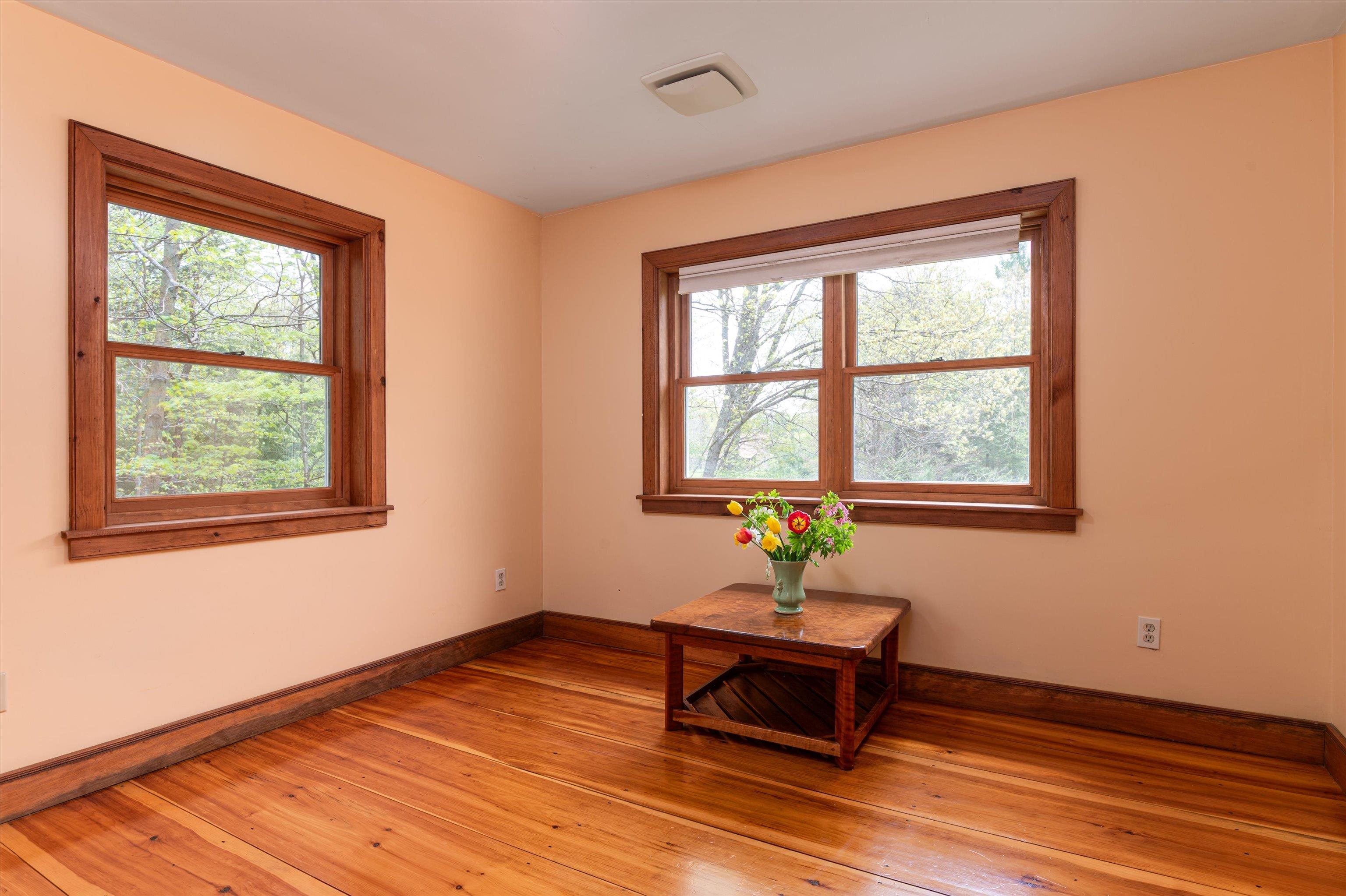 2nd floor bedroom