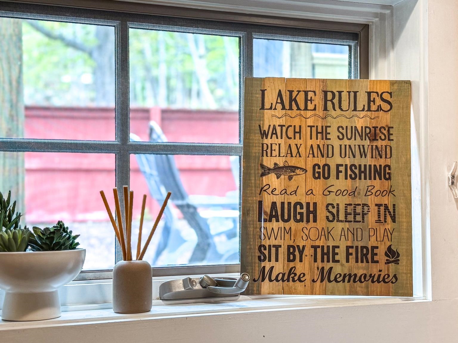 Nothing Like Lake Living 23189303