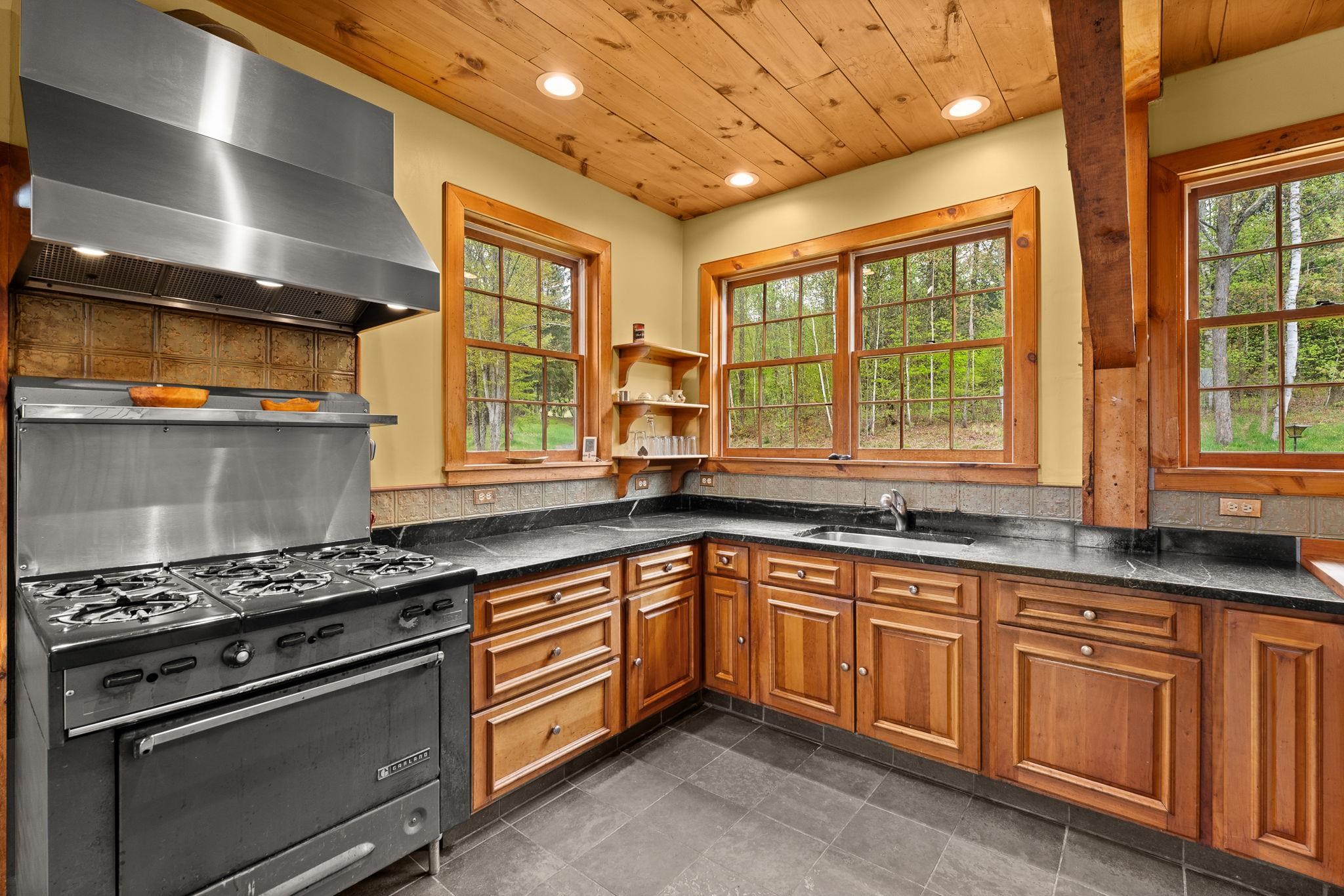 Soapstone Countertops 23187886