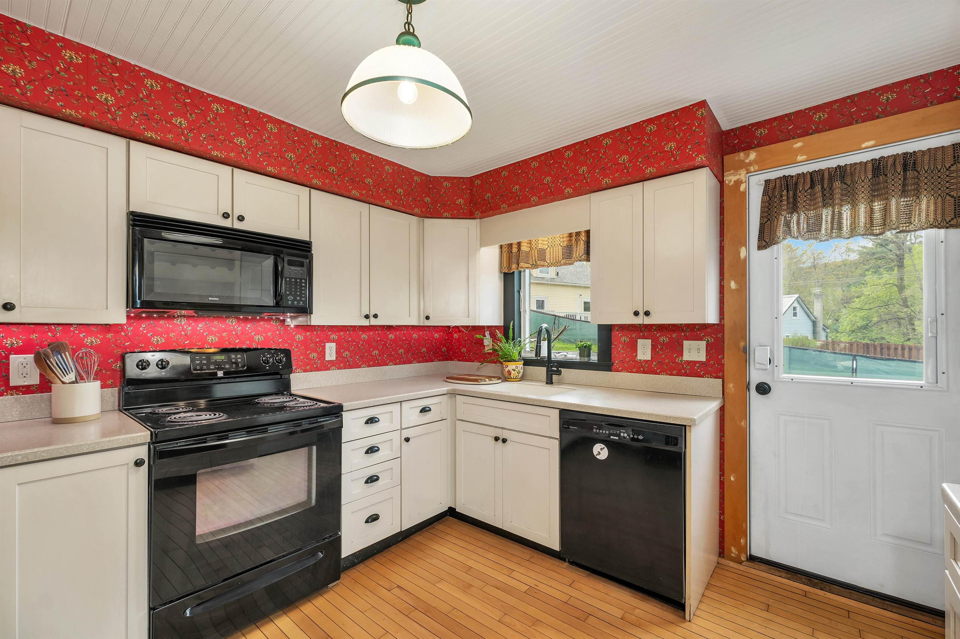 Kitchen 23169329