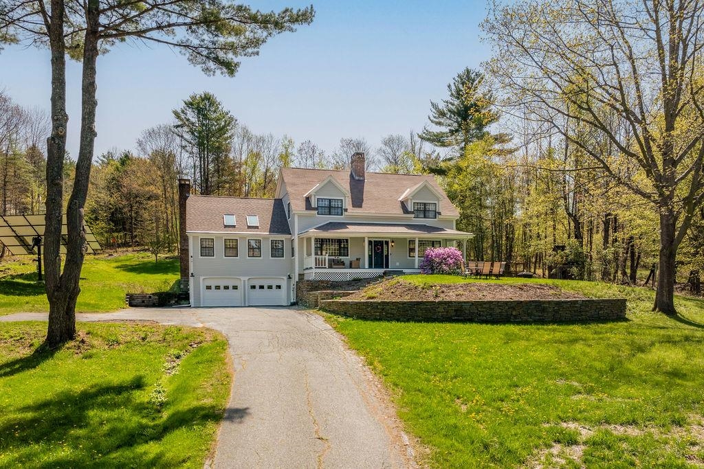 LEBANON NH Home for sale $$899,000 | $282 per sq.ft.