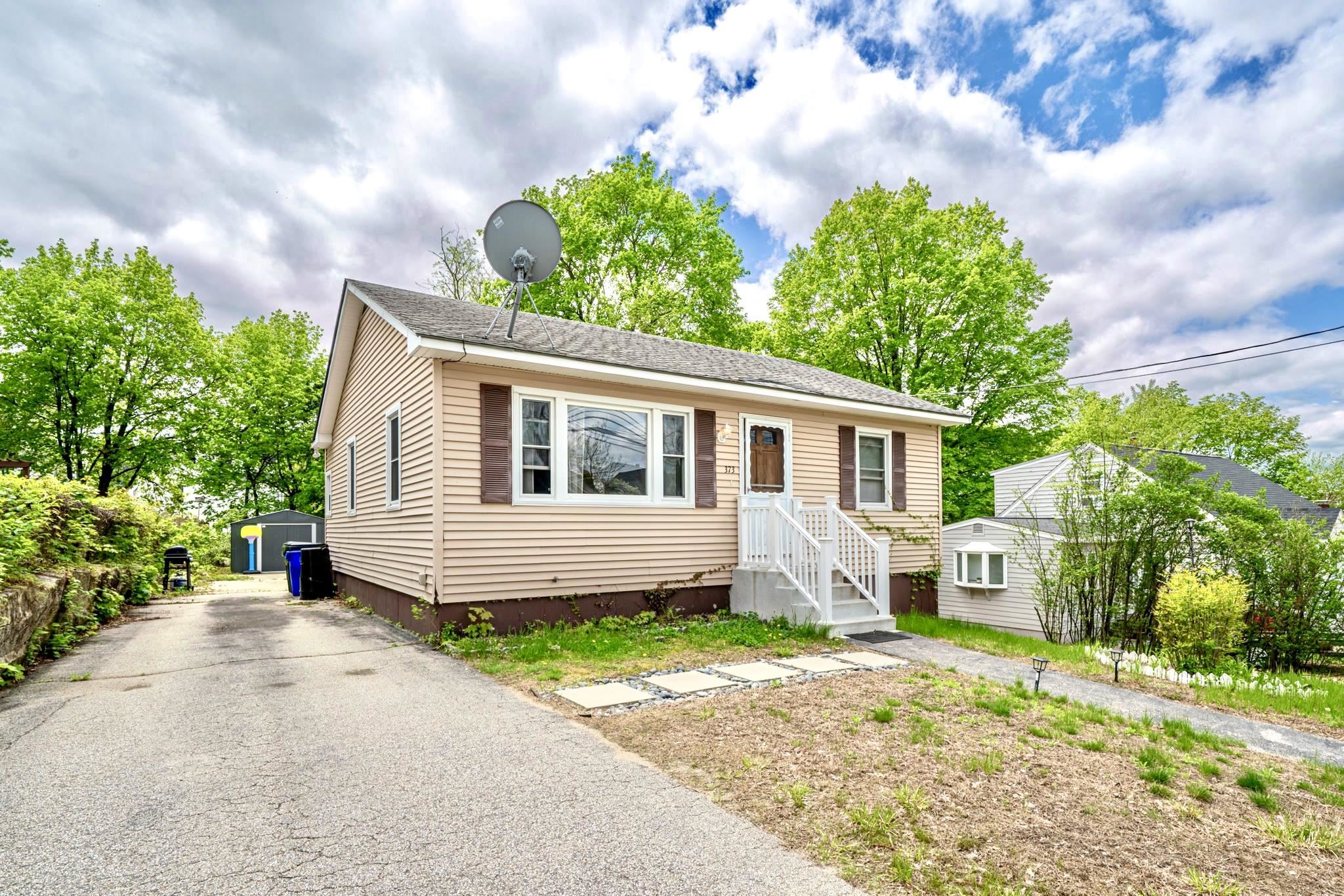 MANCHESTER NH Home for sale $$349,900 | $417 per sq.ft.