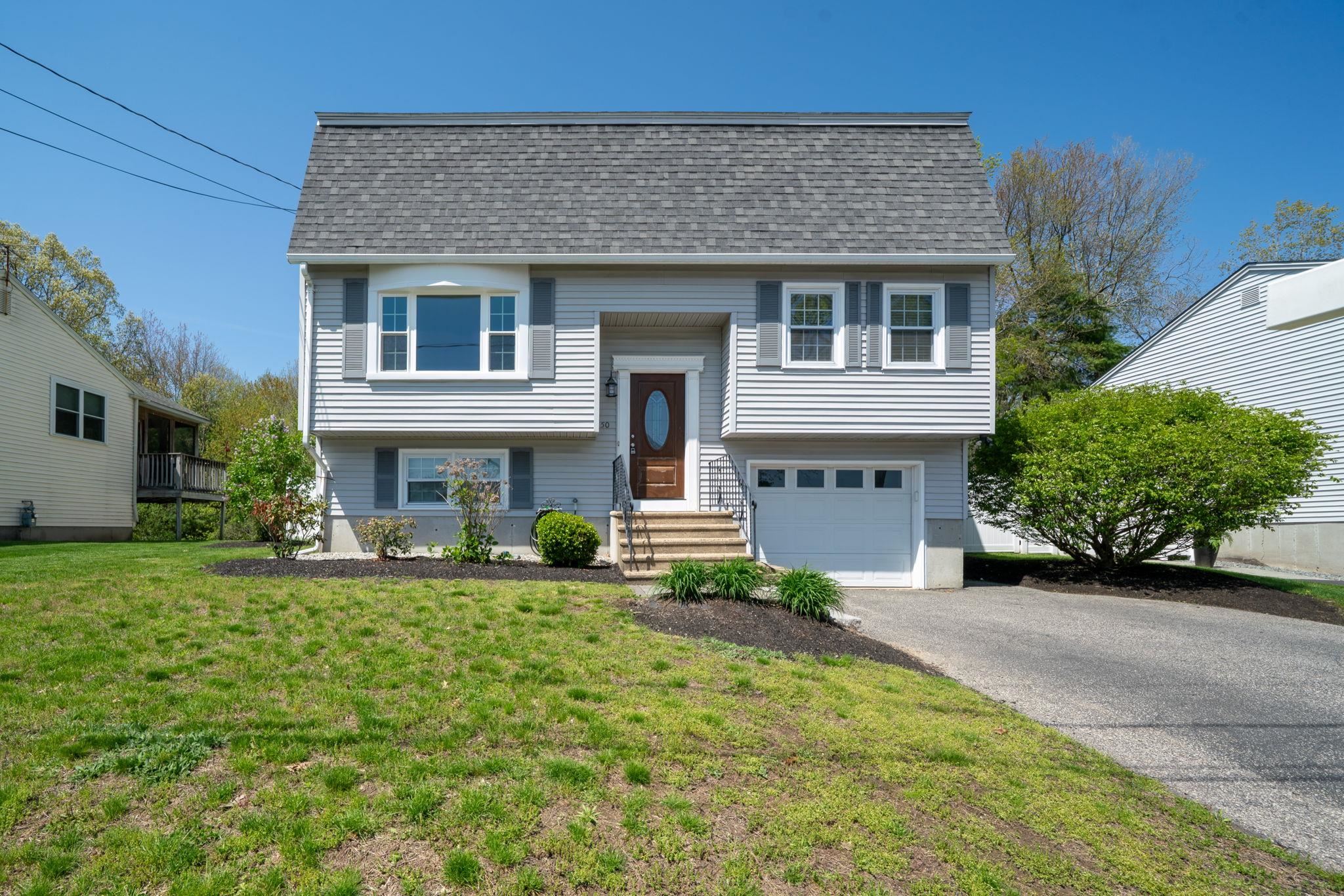 MANCHESTER NH Home for sale $$539,000 | $236 per sq.ft.