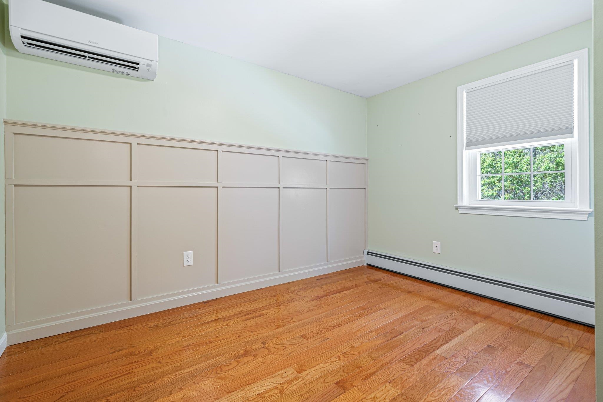 Bedroom #2 23195128