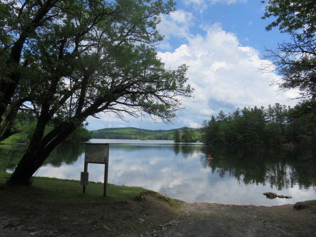 Short Distance To Pond 23199315