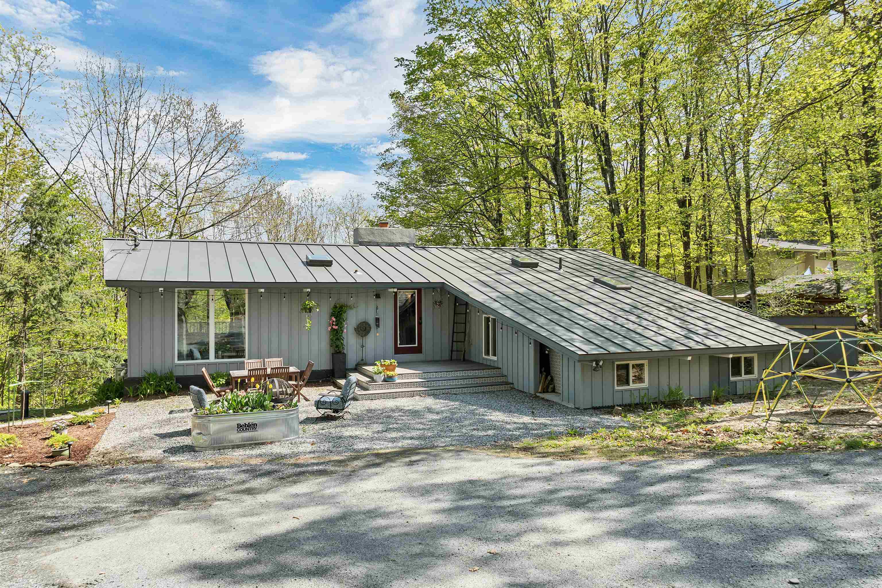 Village of Quechee in Town of Hartford VT Home for sale $799,000 $318 per sq.ft.