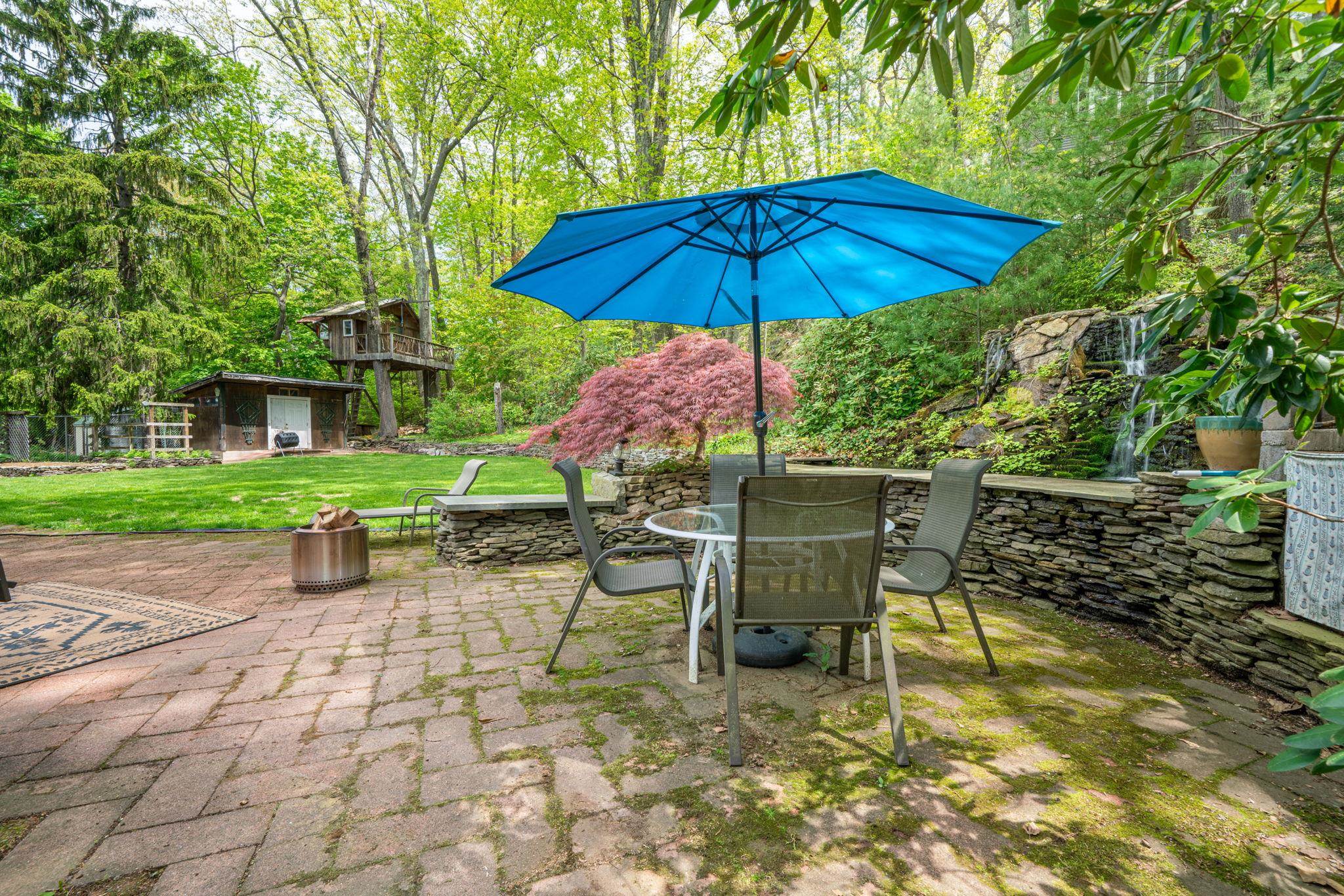 Patio 23214736