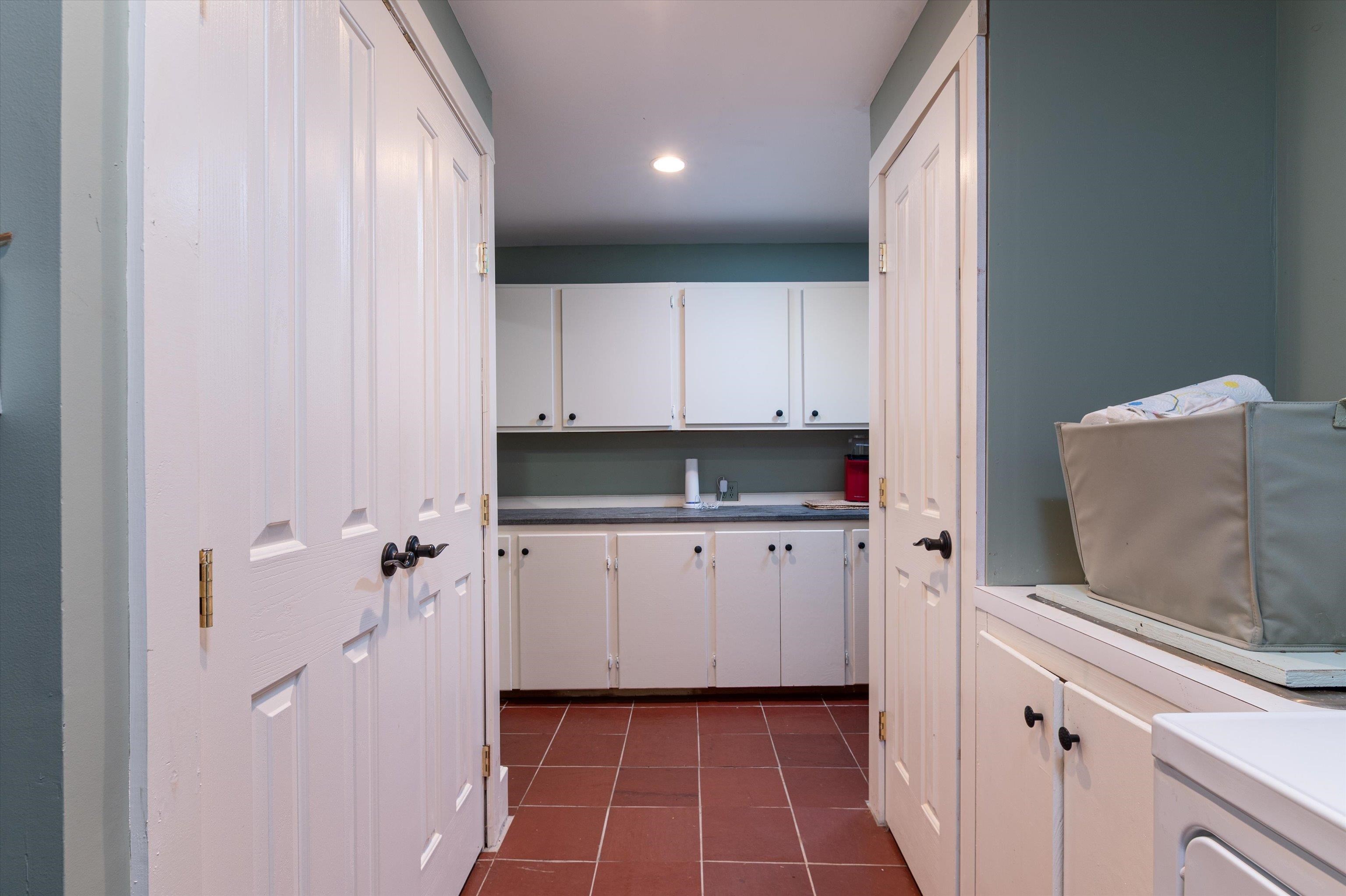 Utility room 23176821