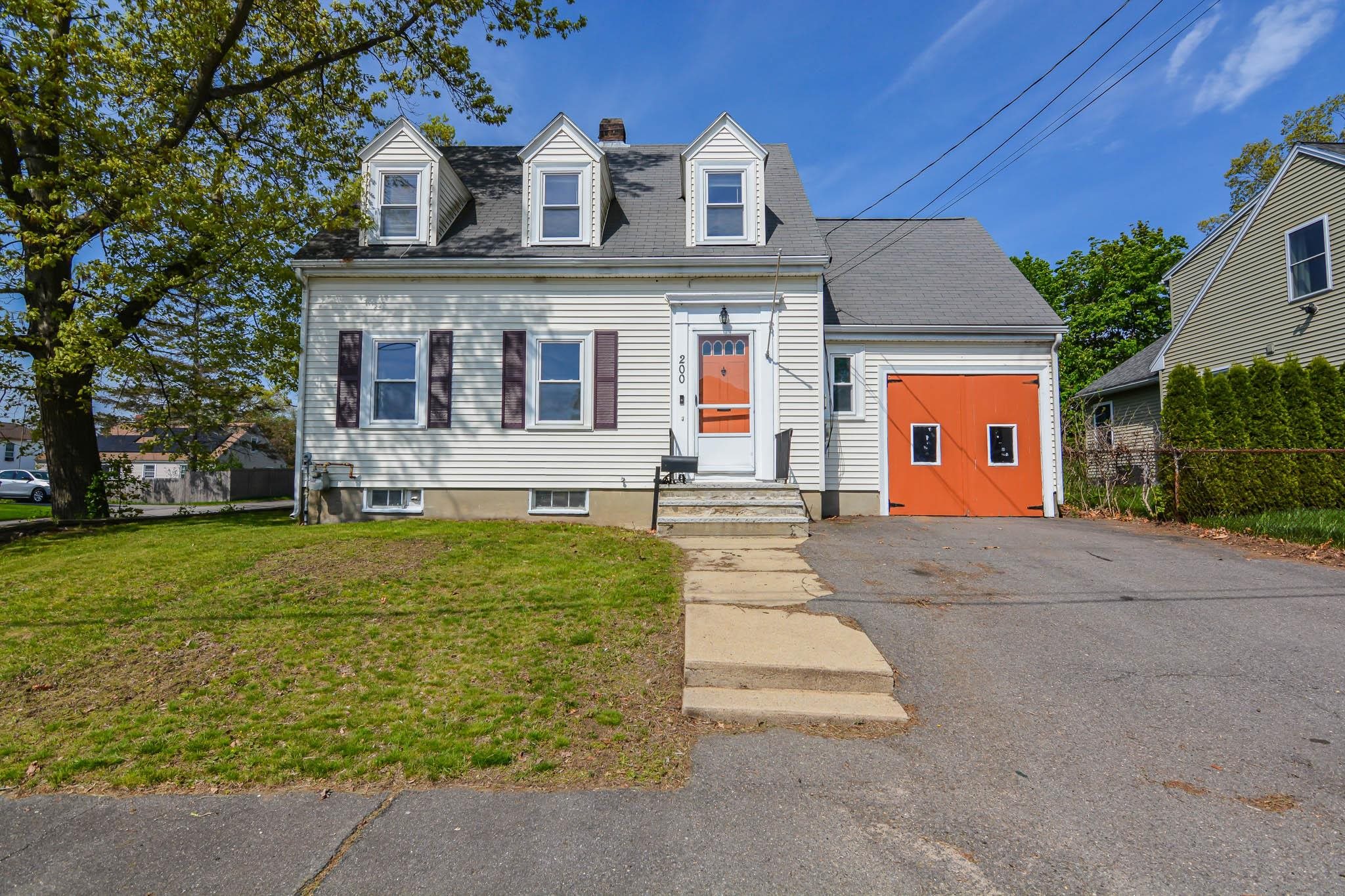MANCHESTER NH Home for sale $$450,000 | $333 per sq.ft.