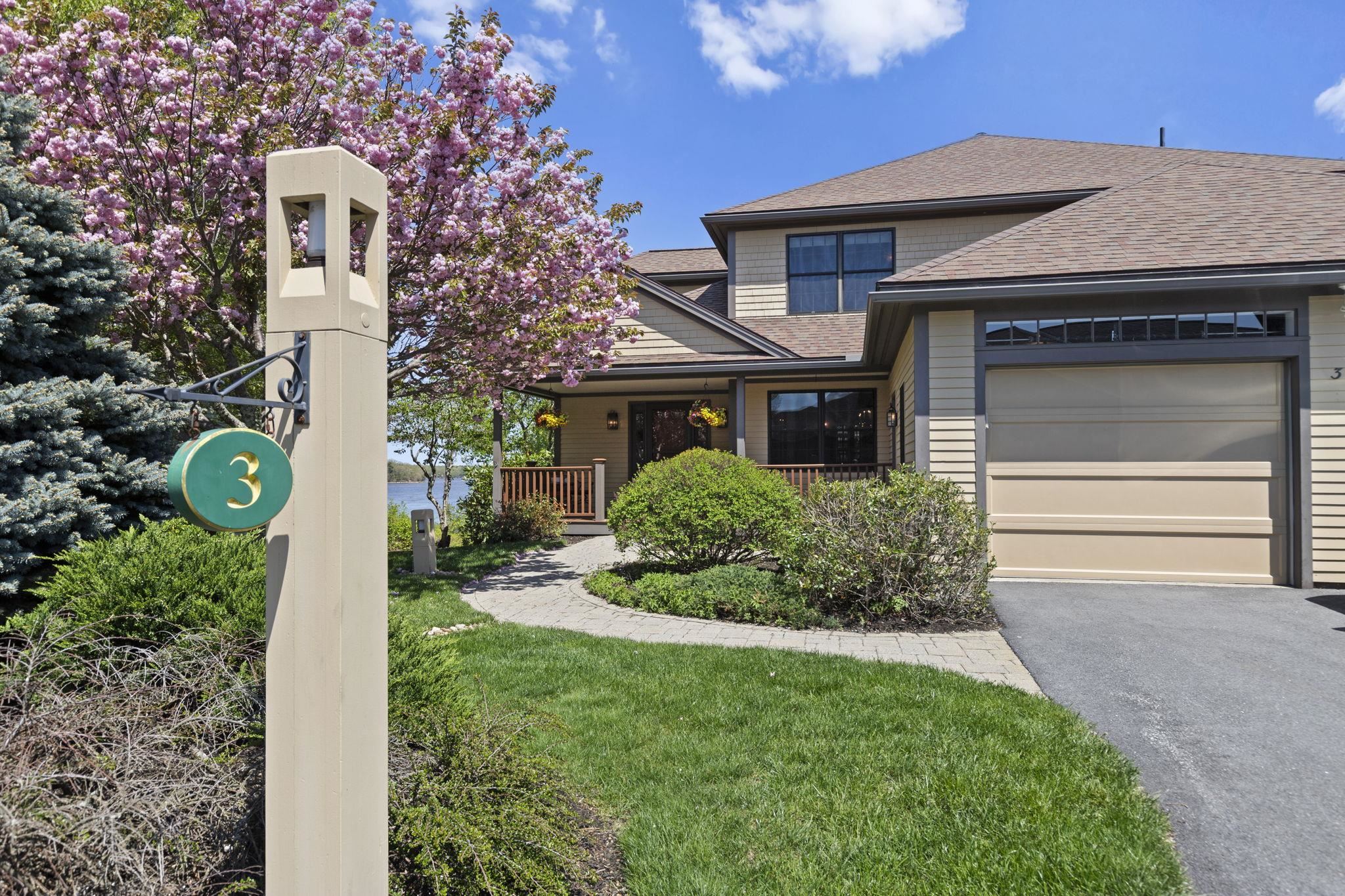 New Hampshire  Real Estate