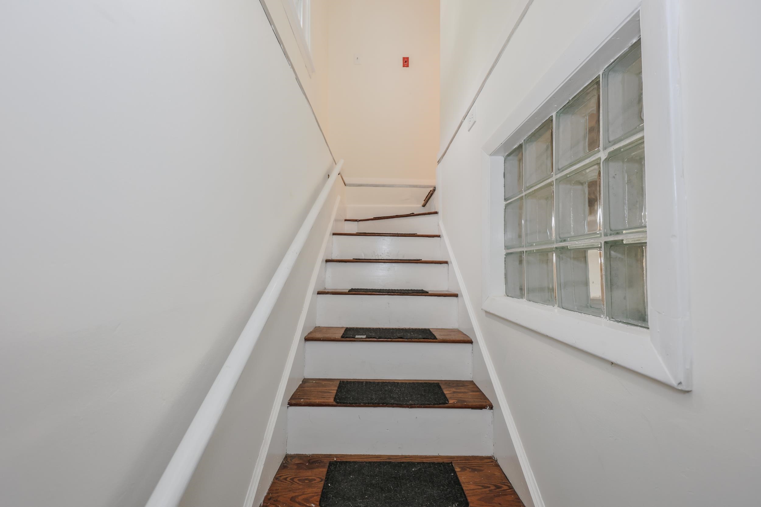 to the basement 23222993