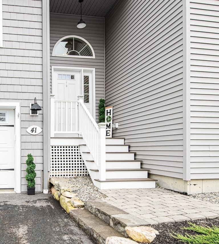 Photo of 41 Winchester Drive Hampstead NH 03826