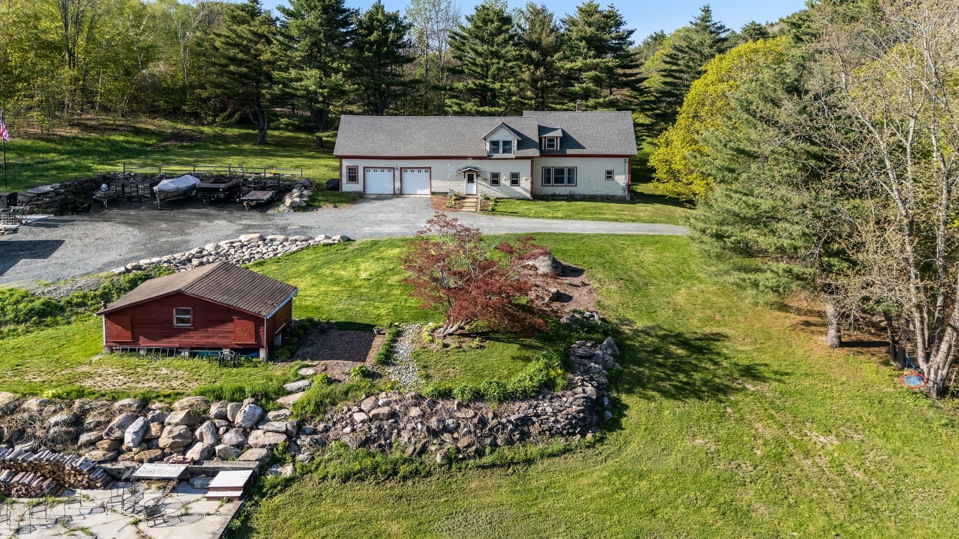 SUNAPEE NH Home for sale $$749,999 | $355 per sq.ft.
