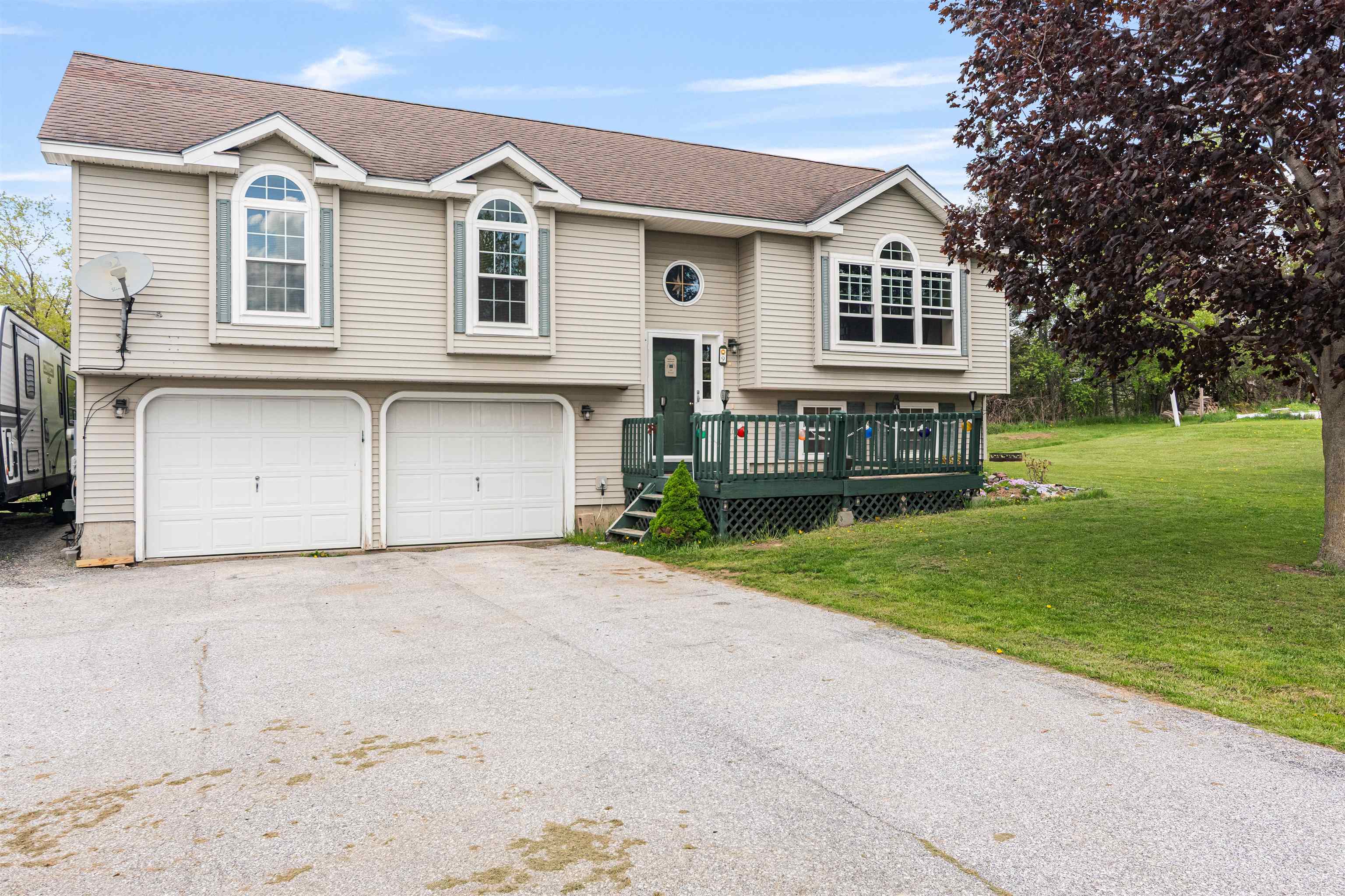 If you're looking for a prime location, you've found it! This perfectly situated raised ranch is a few minutes walk from the Collins Perley Sports Complex, a 5 minute drive to Town School, and minutes from I89. This three bed, one and a half bathroom with spacious finished basement level is a perfect family home. With tons of improvements made within the last 5 years, this turn key home is ready for the next family to enjoy its .46 acres. Please stop by our open house Saturday 5/24 from 1-3pm.
