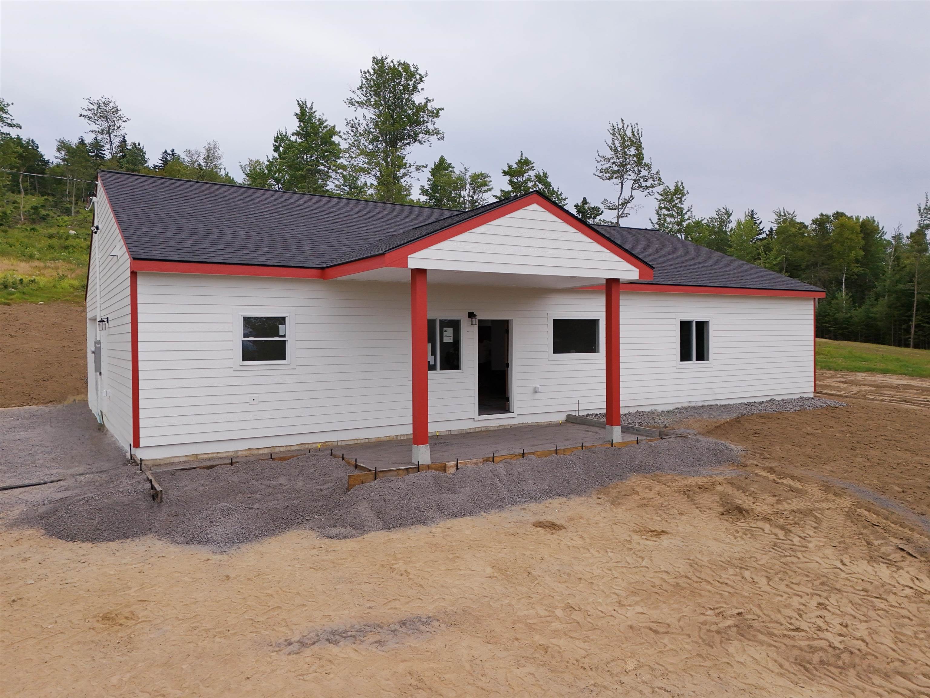 MLS 5041690: 20 Deer Crossing Way, Errol NH