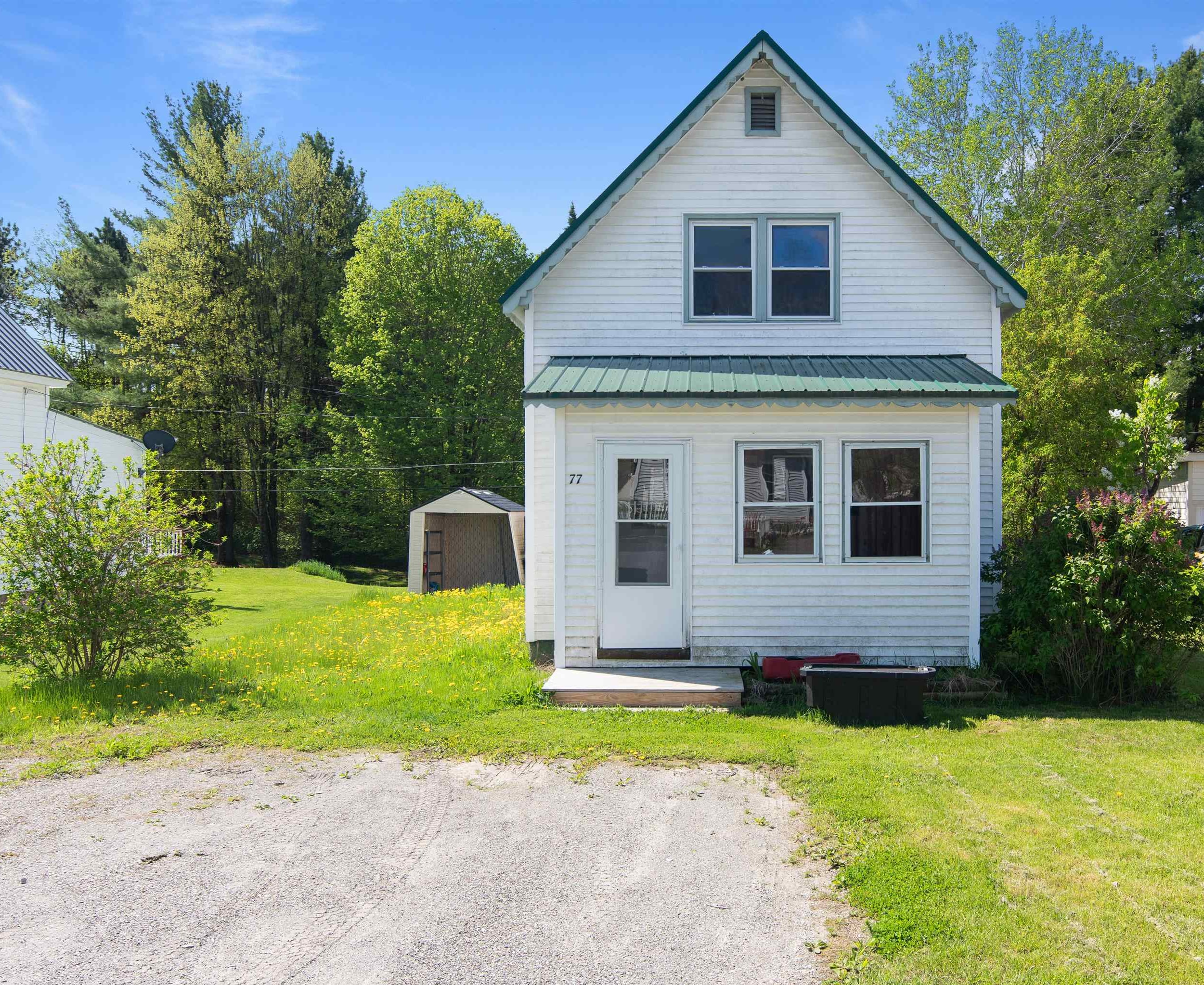 Photo of 77 School Street Sheldon VT 05485
