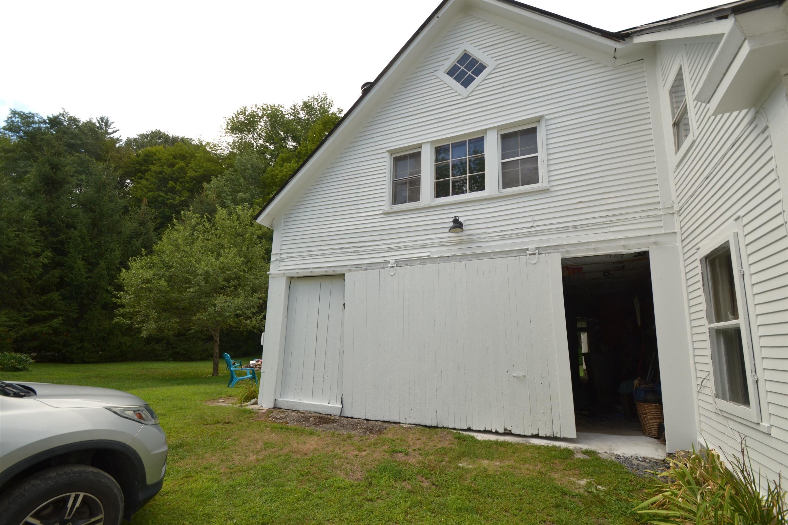 Barn and Barn apartment entry
