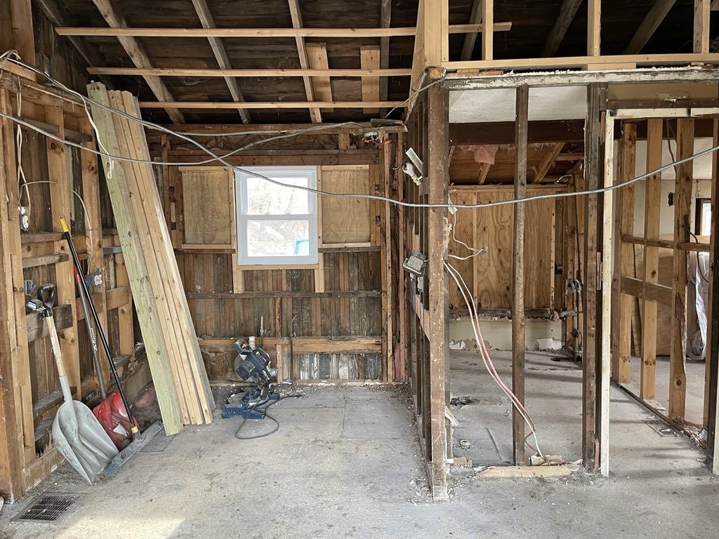 Photo 2 of 5