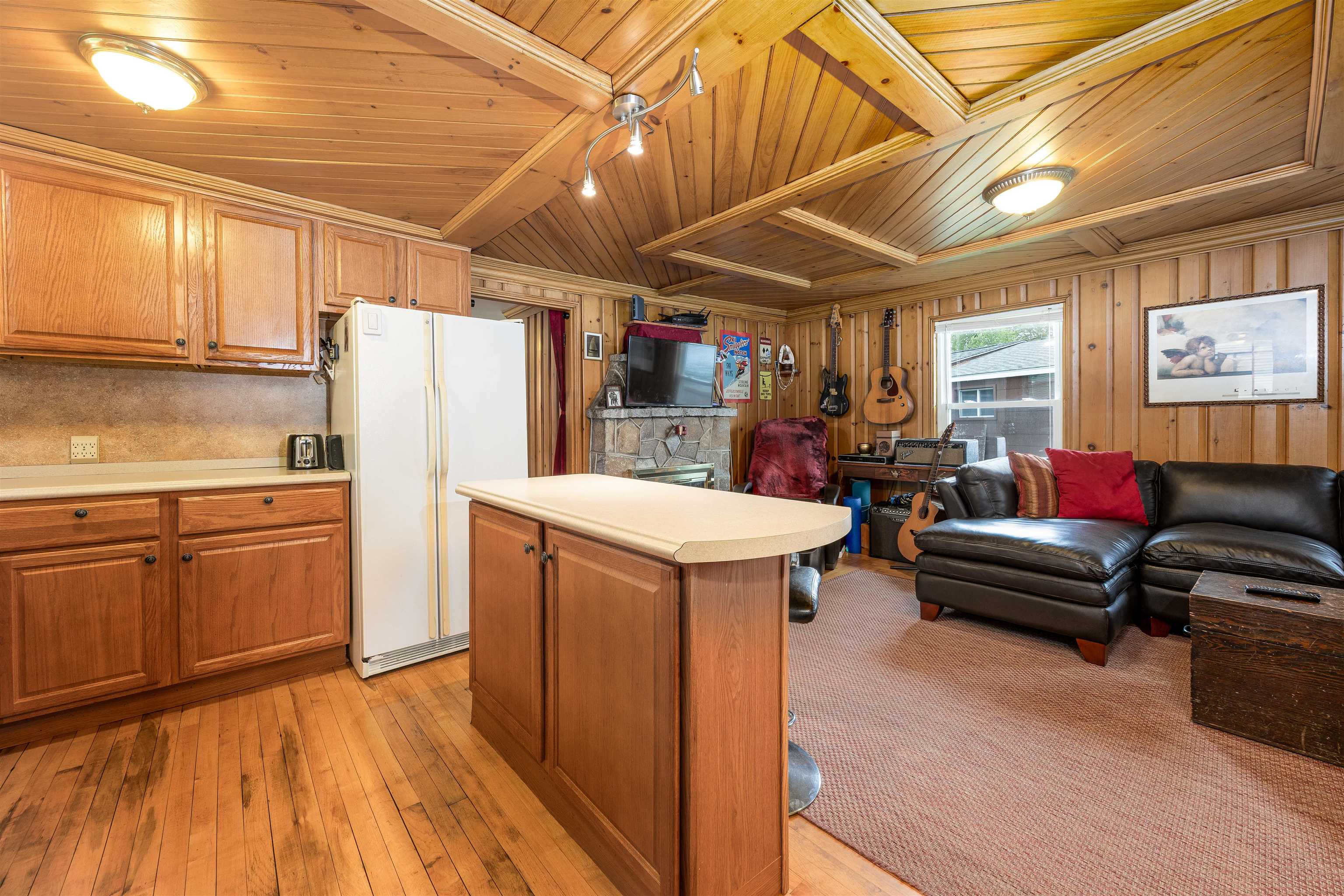 guest house living room 23298797