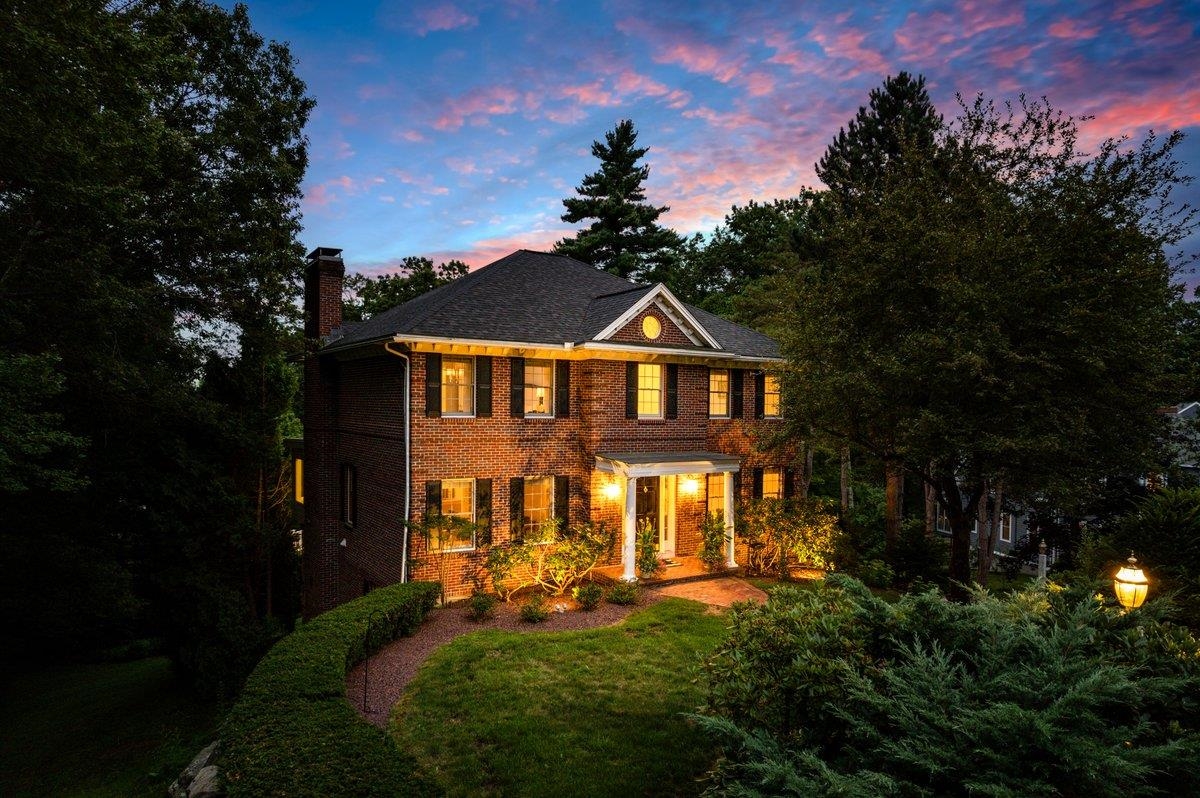 MANCHESTER NH Homes for sale