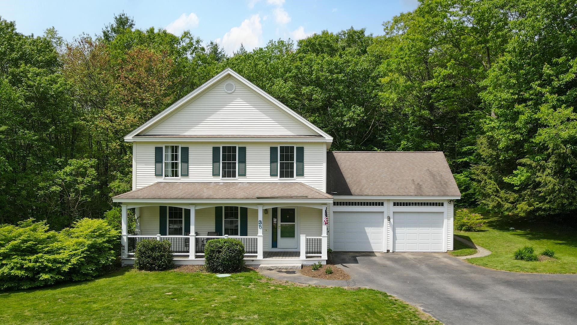 Photo of 35 Fox Hollow Drive Weare NH 03281