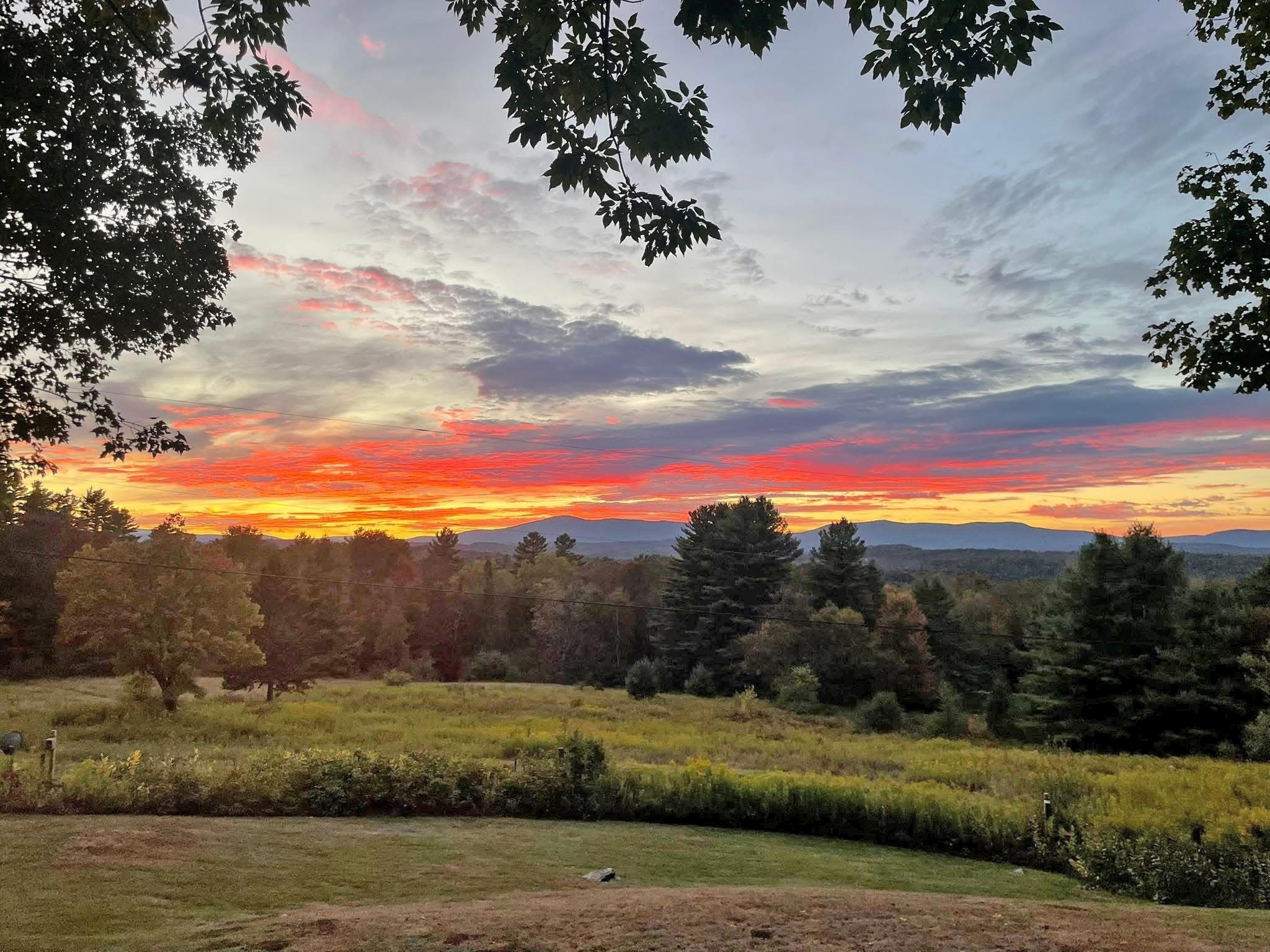 Western Views = Spectacular Sunsets!
