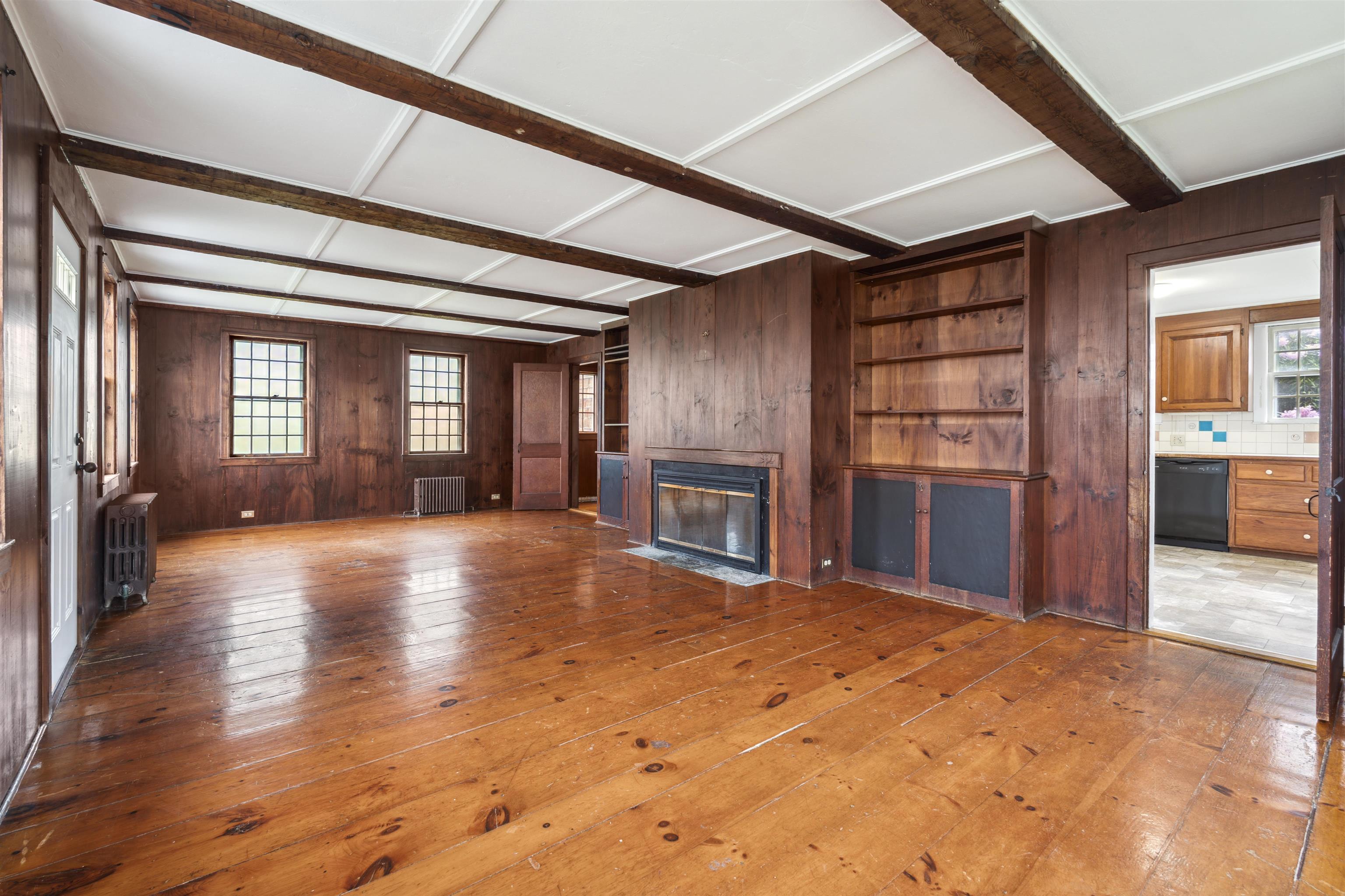 Fireplaced Living/dining room
