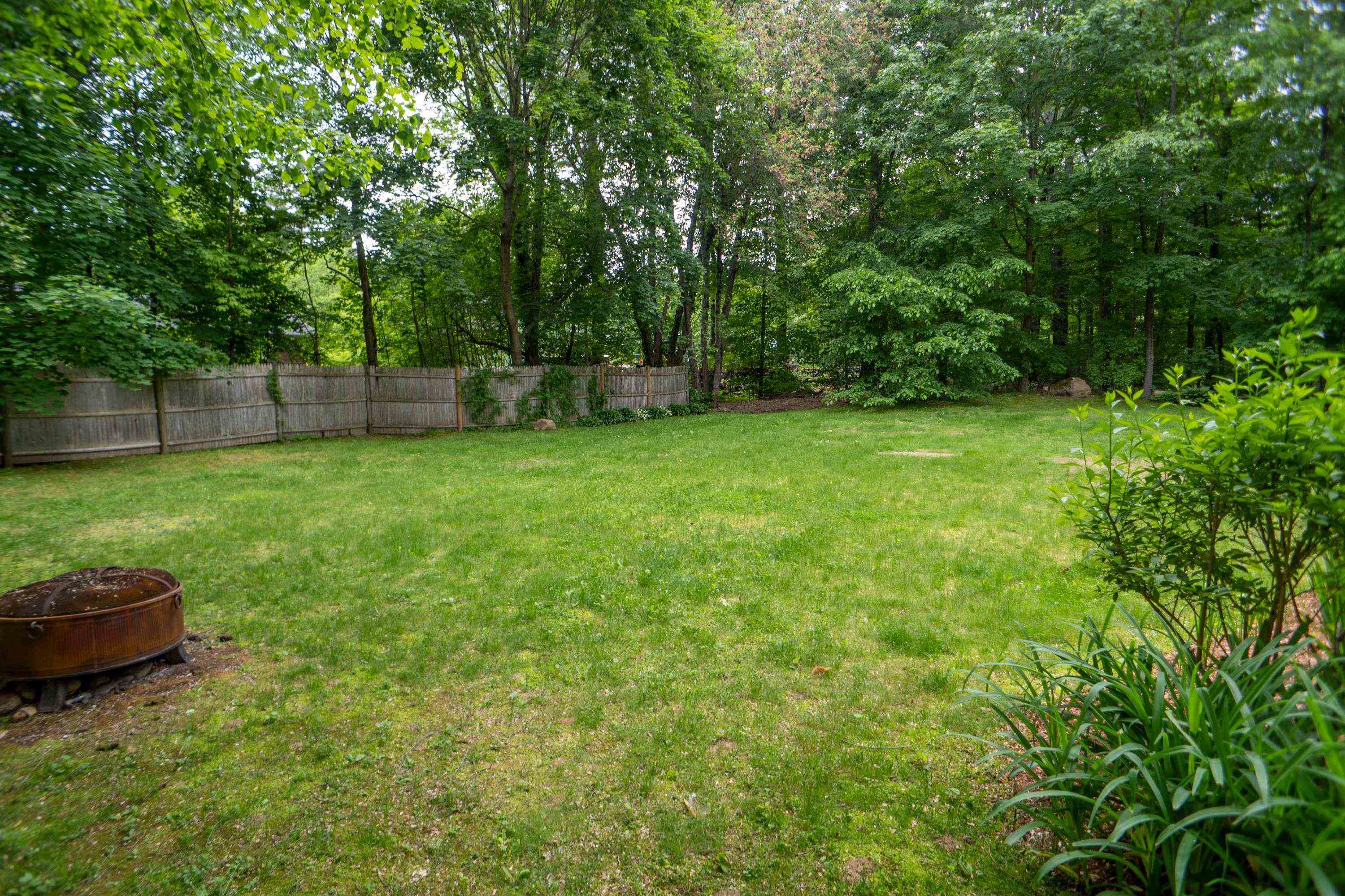 Photo 13 of 47