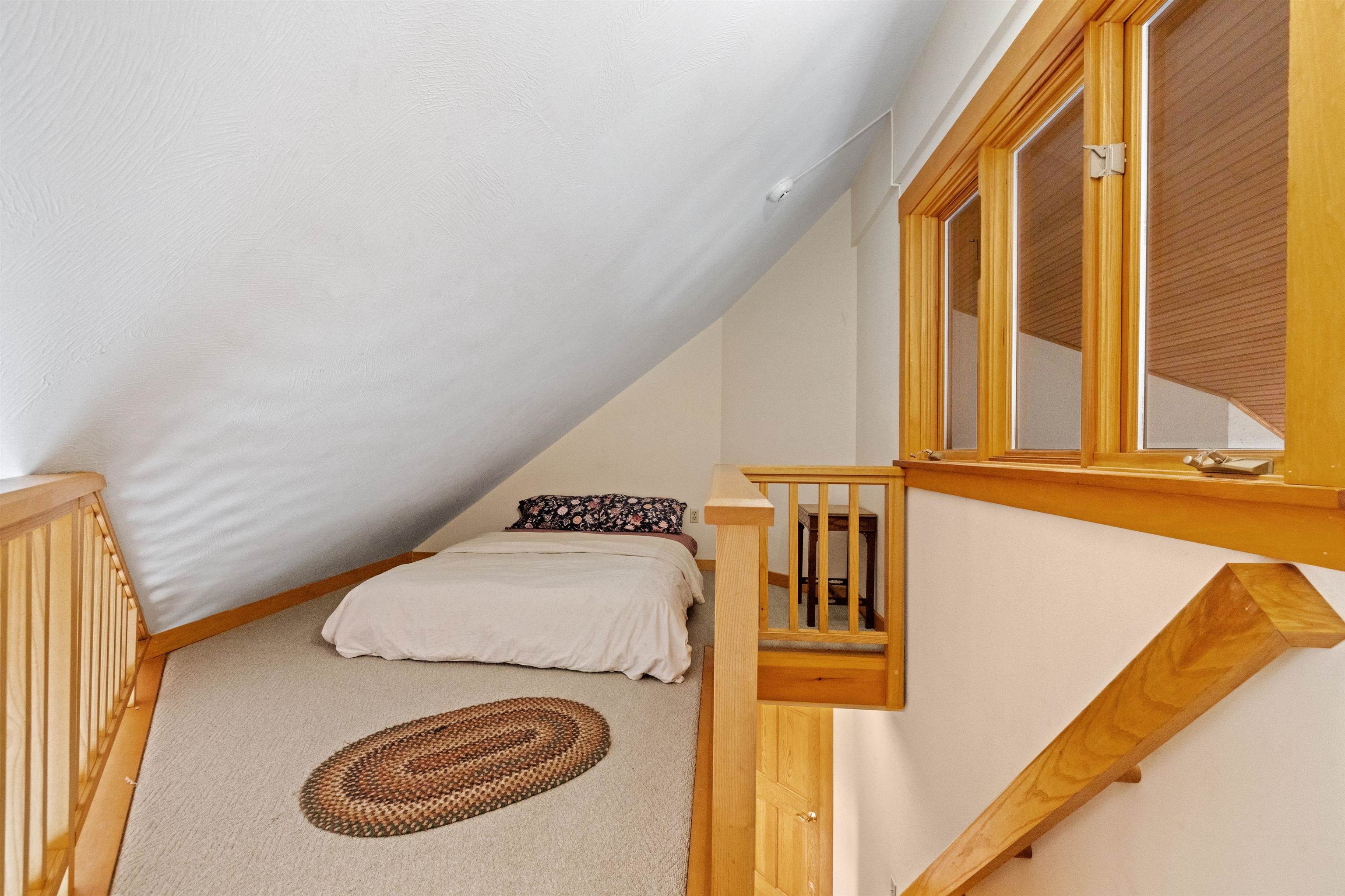 Loft 2