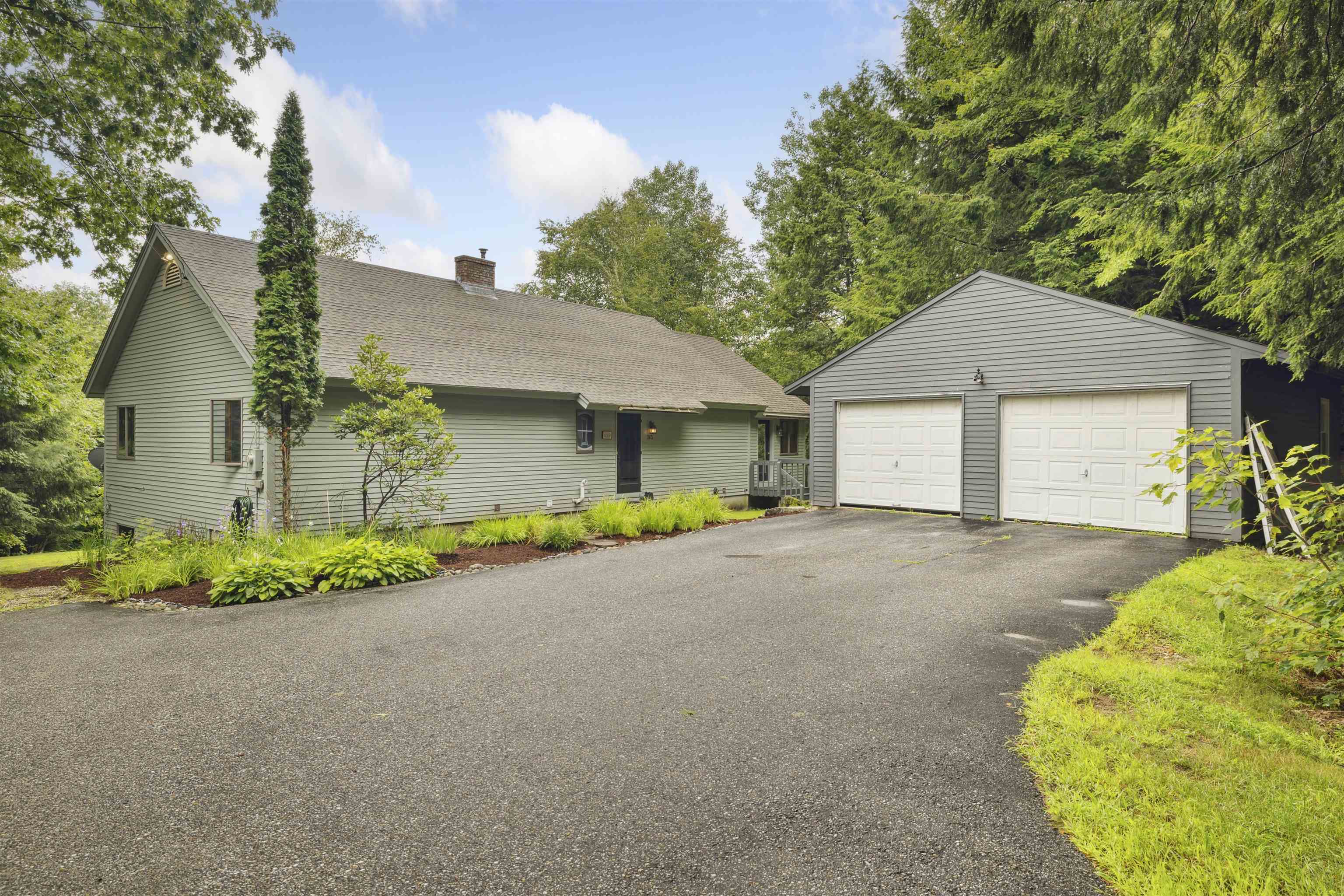 Newbury NH Home for sale $649,000 $237 per sq.ft.