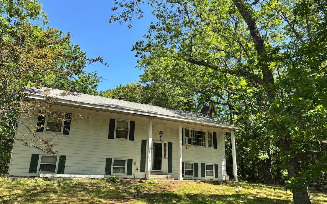 MLS 5045339: 36 Summit Drive, Atkinson NH