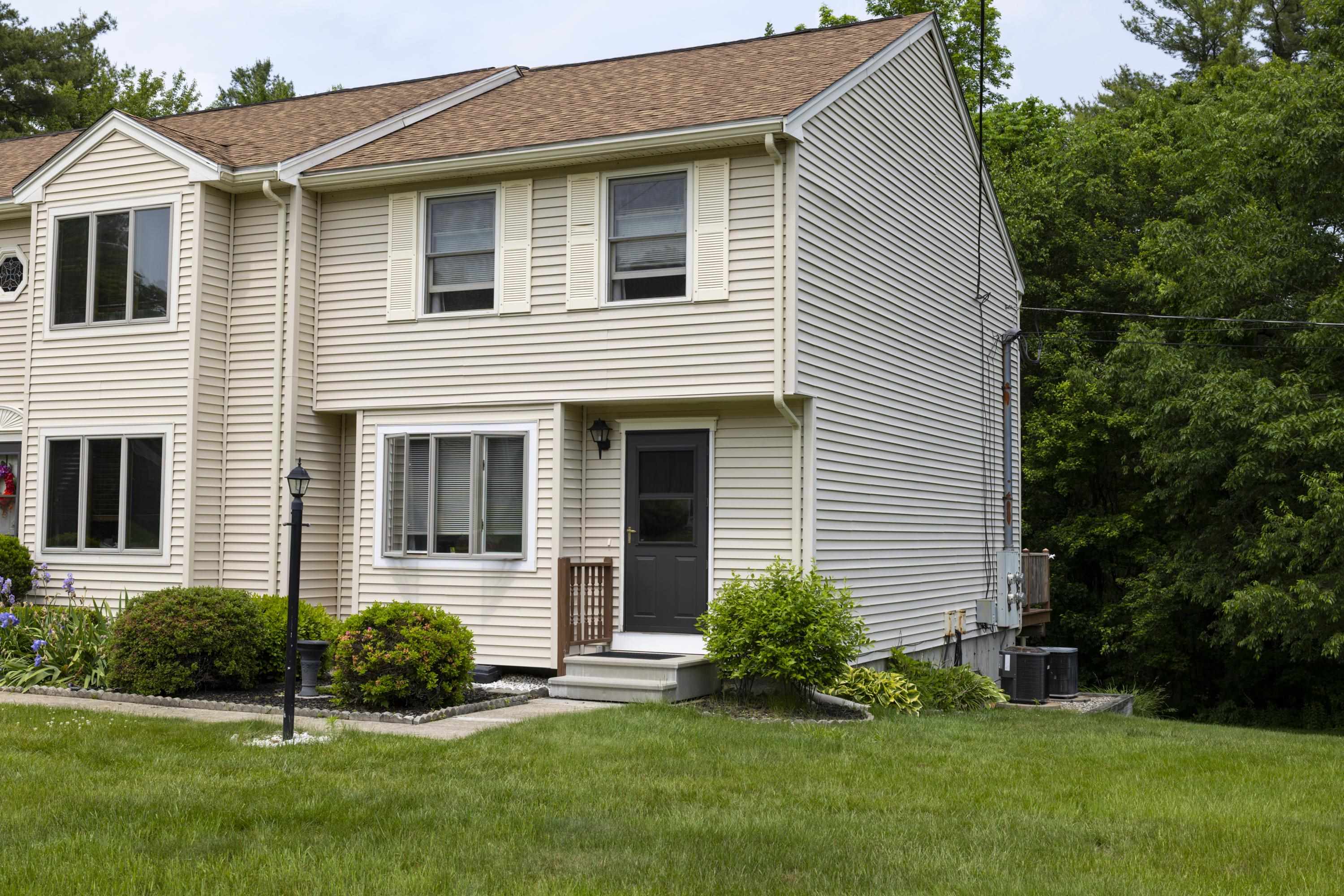 Photo of 68 Forrest Street Plaistow NH 03865