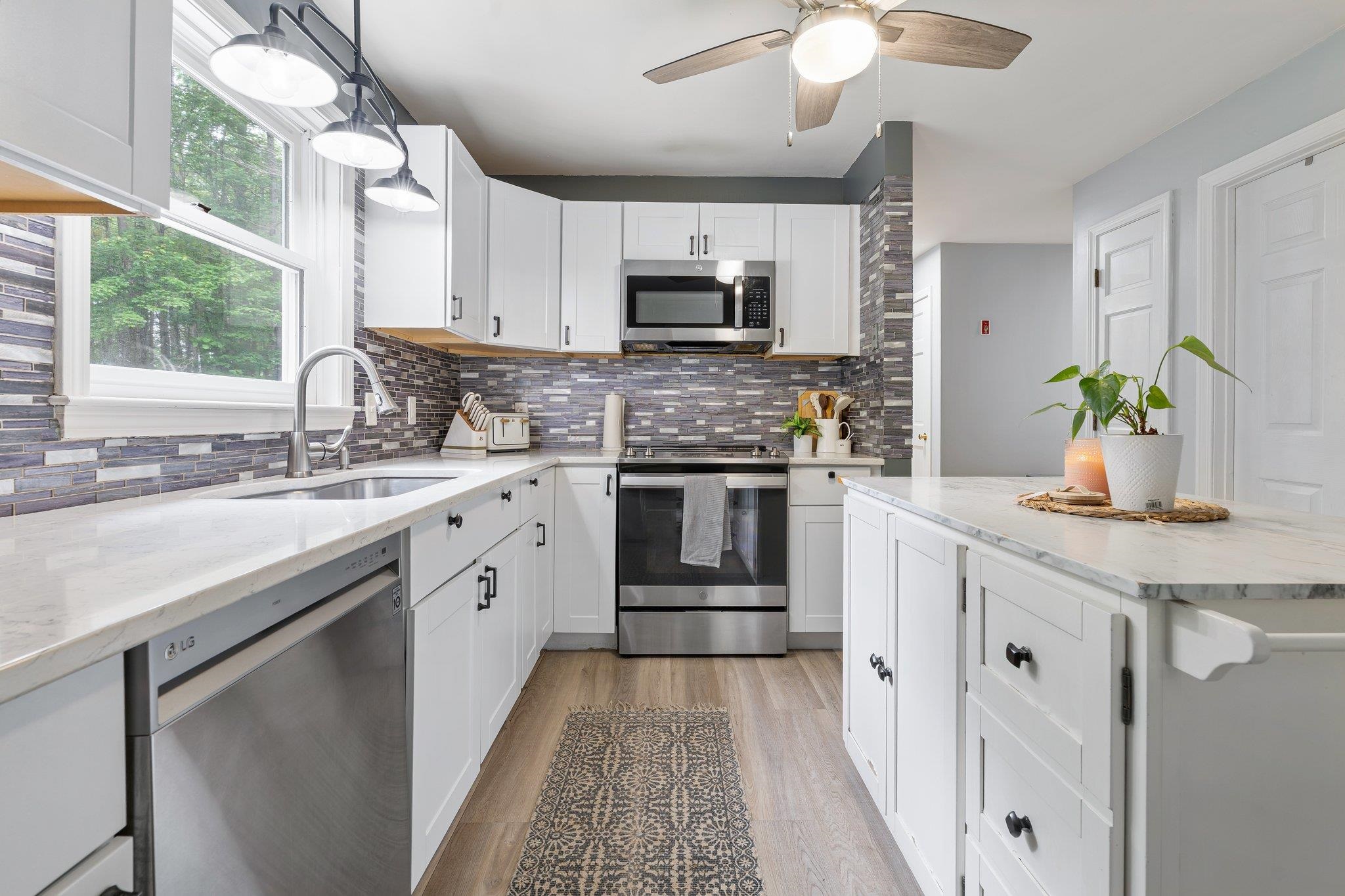 Photo of 224 Church Road Pembroke NH 03275
