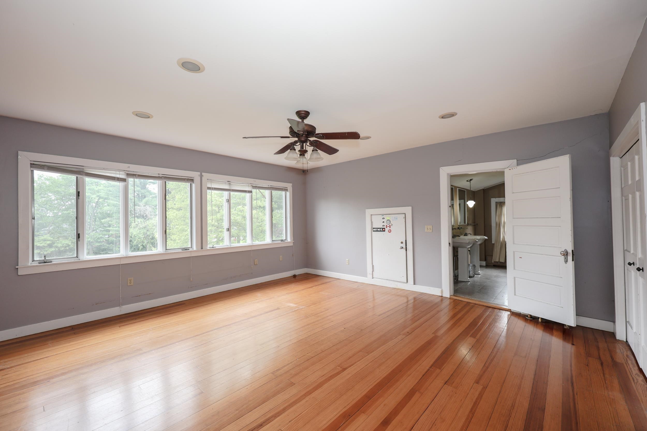 Upstairs bedroom