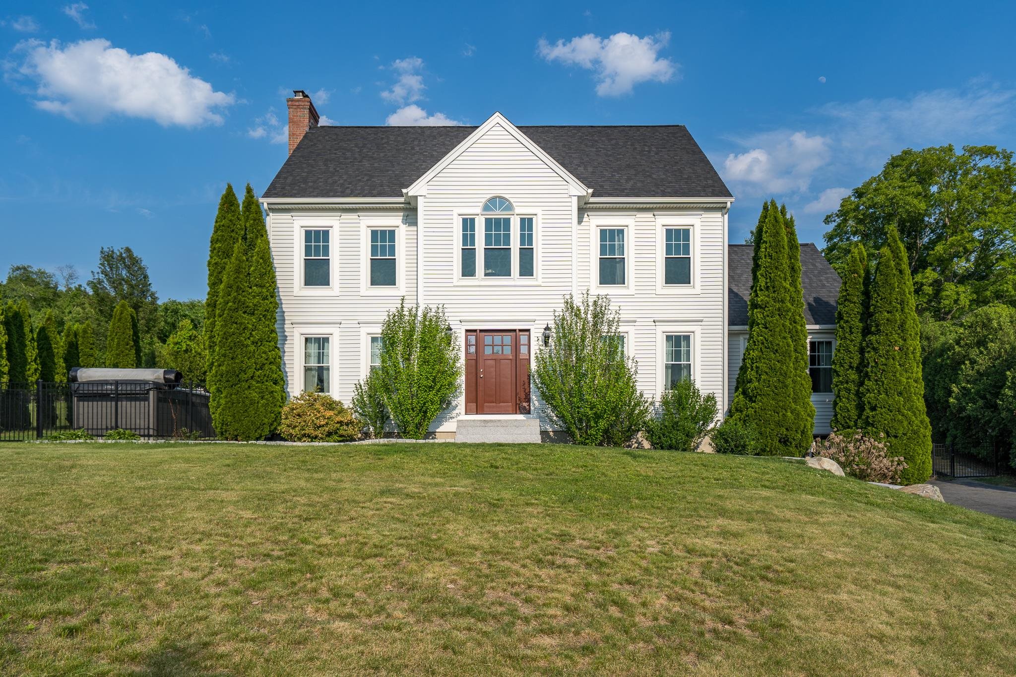 Photo of 3 Sir Isaac Way Hudson NH 03051