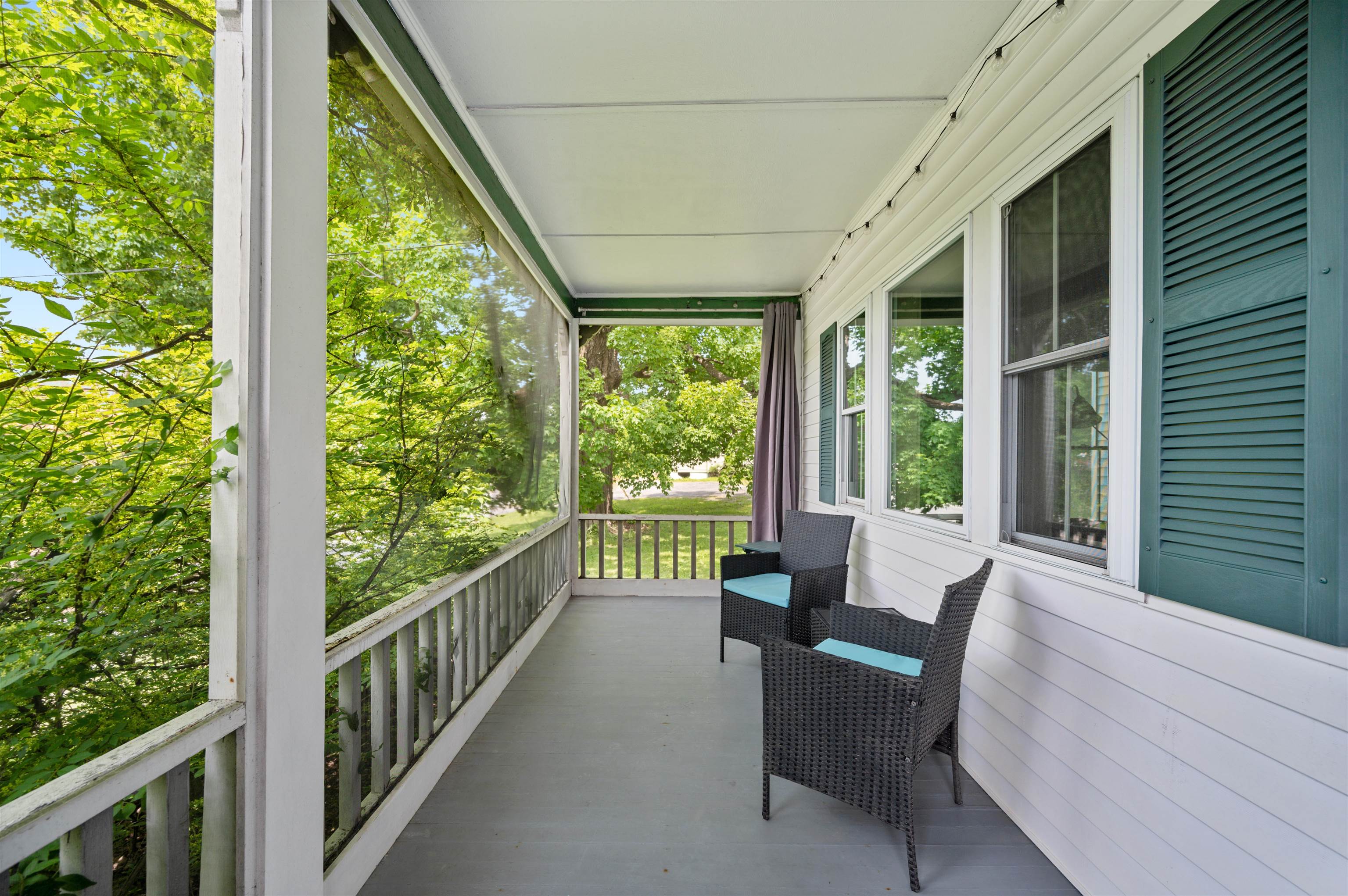 Main house screened porch