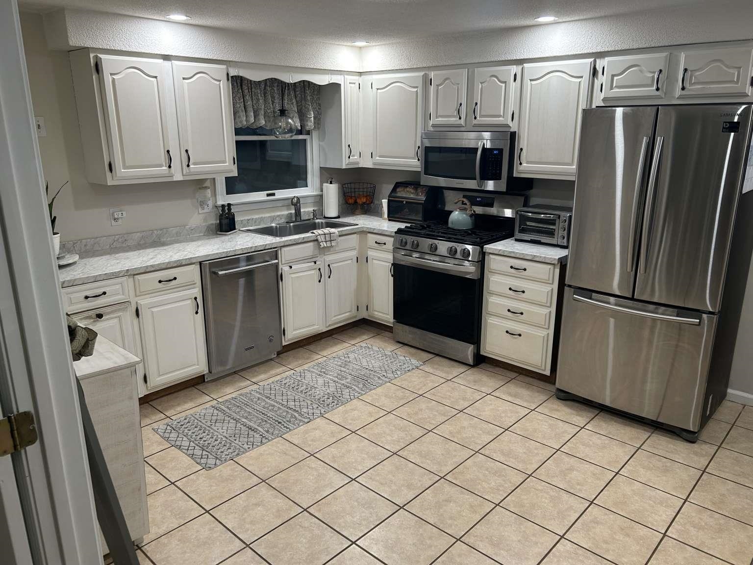 Photo 5 of 20