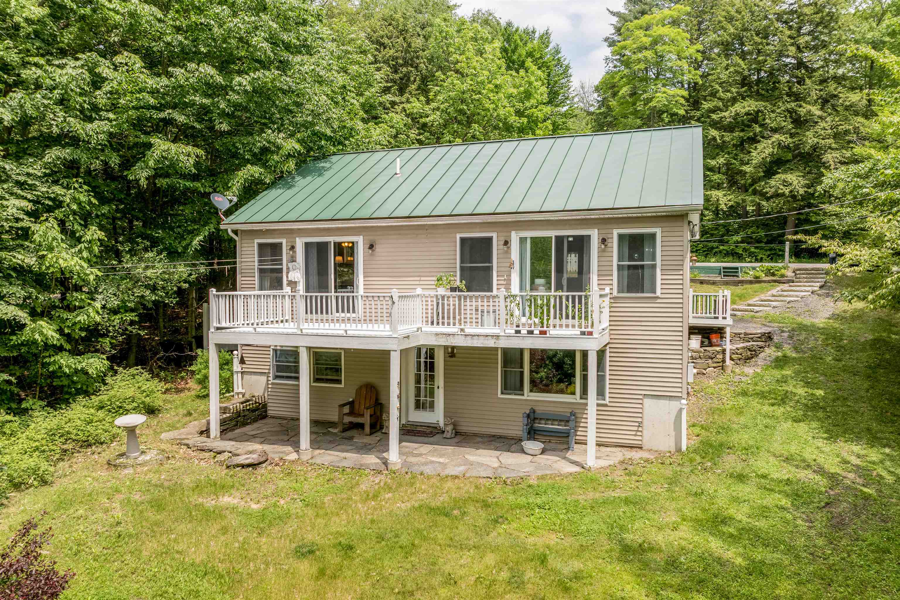 SPRINGFIELD NH Lake House for sale $$499,000 | $250 per sq.ft.