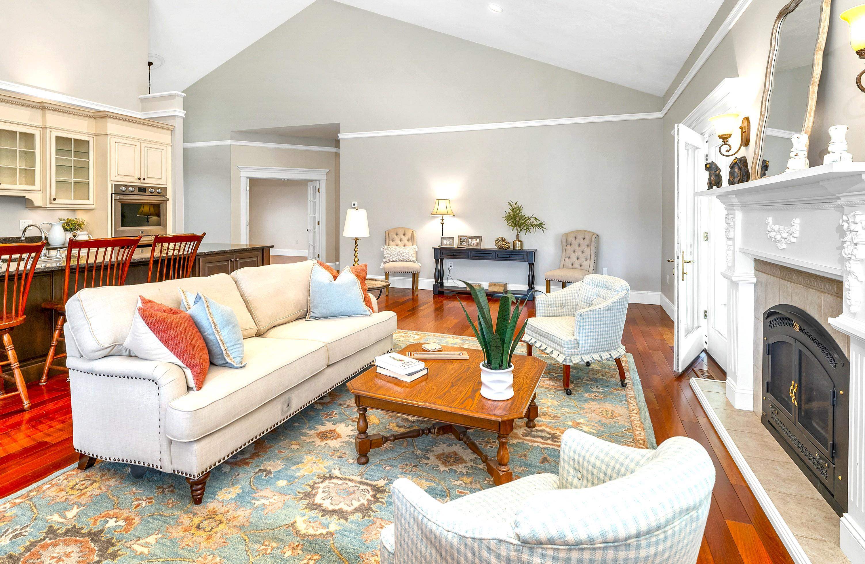 Living Room with 17