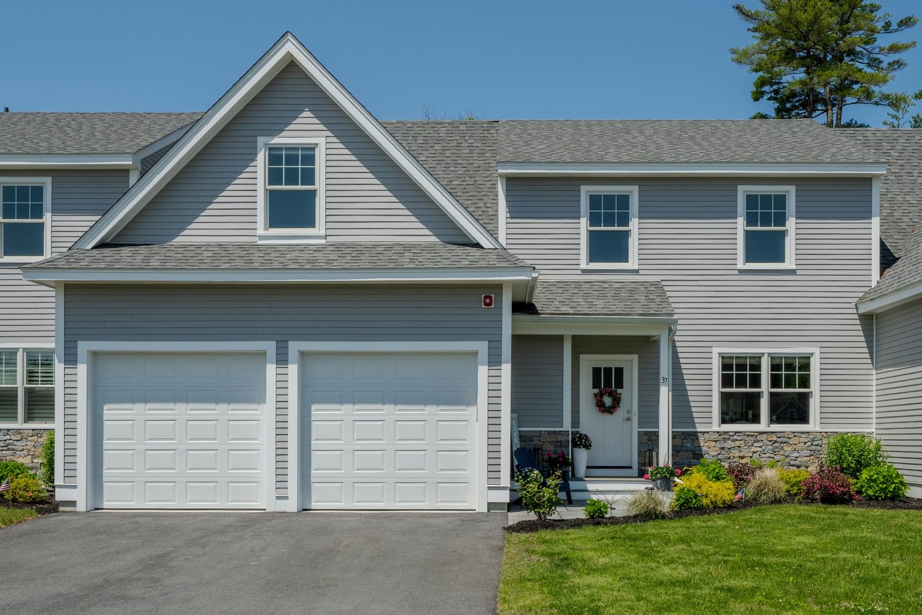 MLS 5047101: 37 Kibrel Court, Sandown NH
