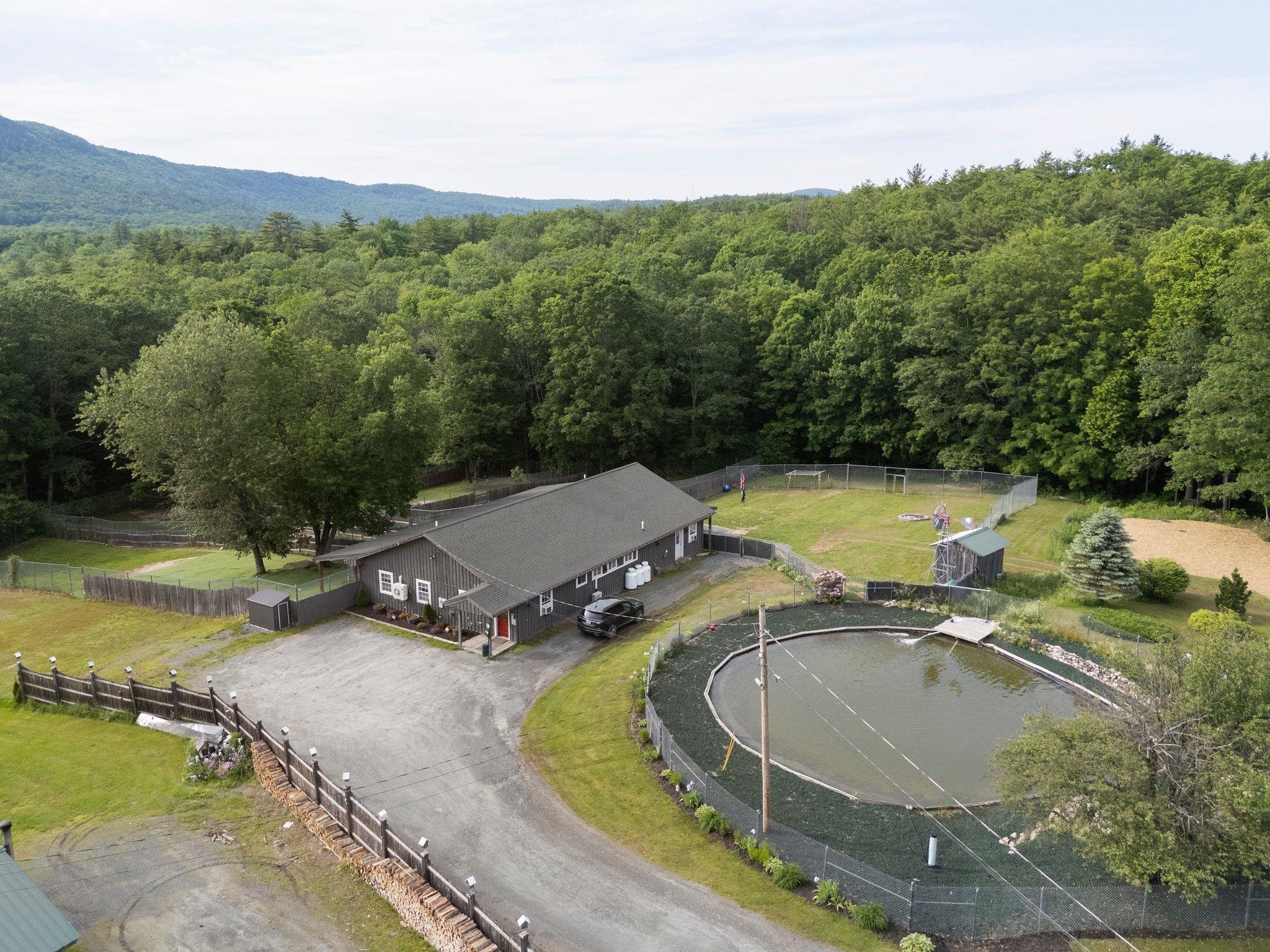 Canaan NH Commercial Property for sale $1,600,000 $588 per sq.ft.