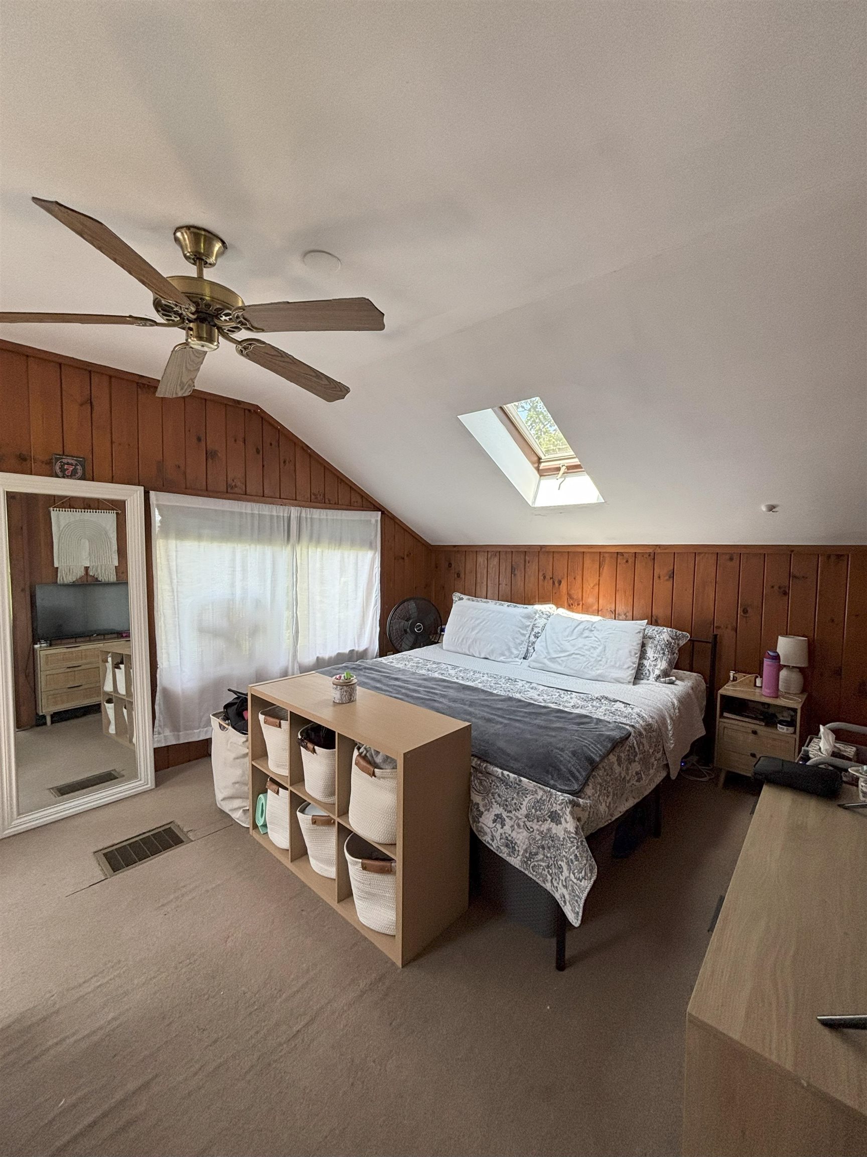 N Apt - Up - Bedroom